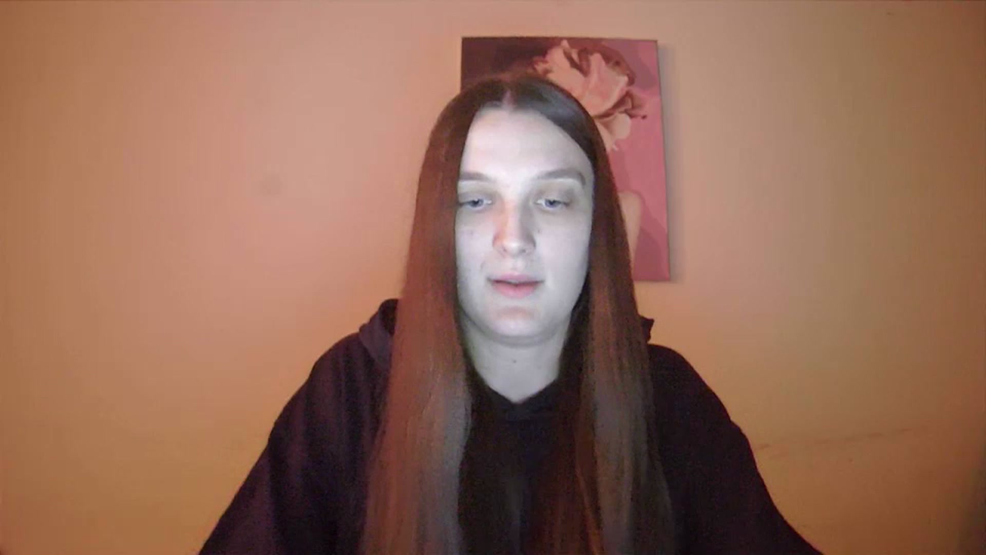 Gallery image thumbnail from Vlad_A's myfreecams stream on, 10/20/2024, 15:58 image 6 of 20