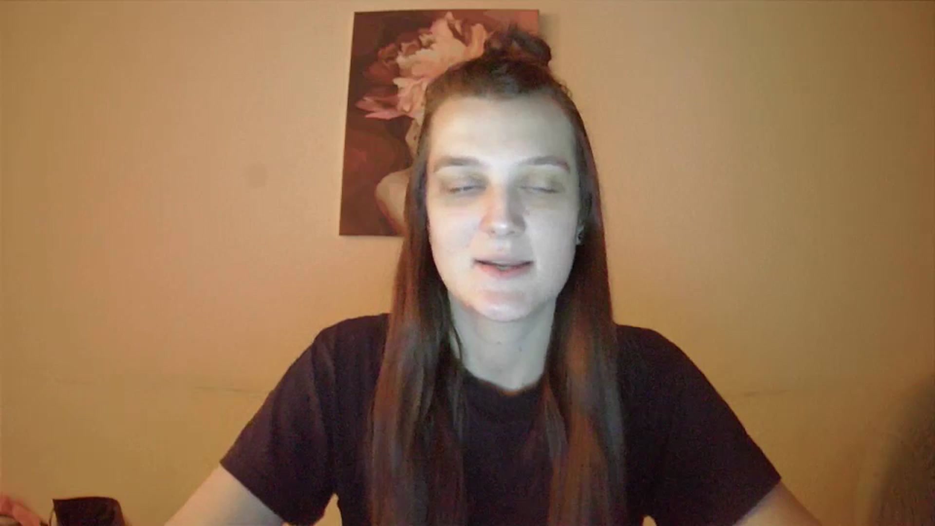 Gallery image thumbnail from Vlad_A's myfreecams stream on, 03/15/2025, 17:08 image 11 of 20