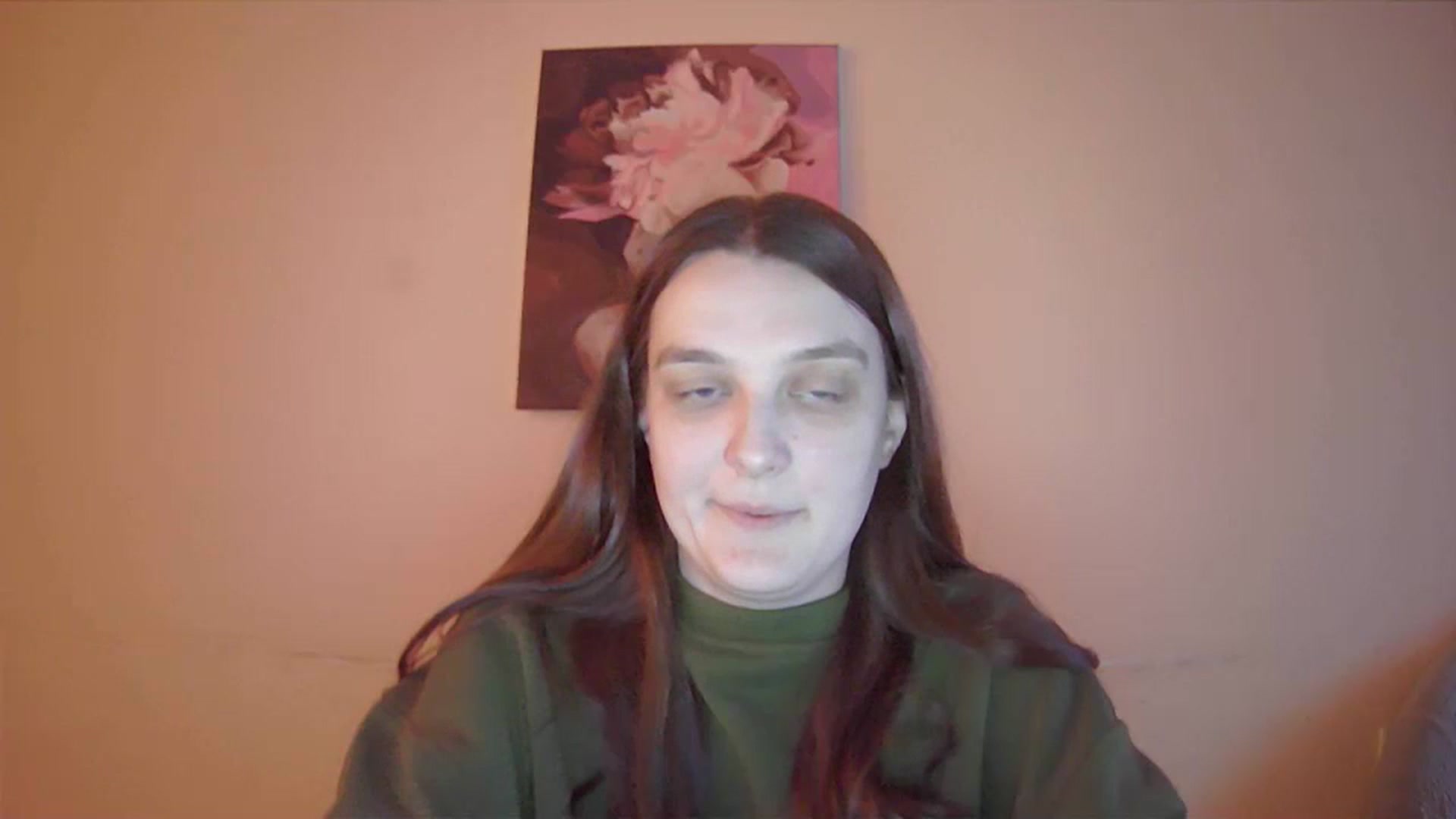 Gallery image thumbnail from Vlad_A's myfreecams stream on, 04/10/2025, 17:00 image 10 of 20