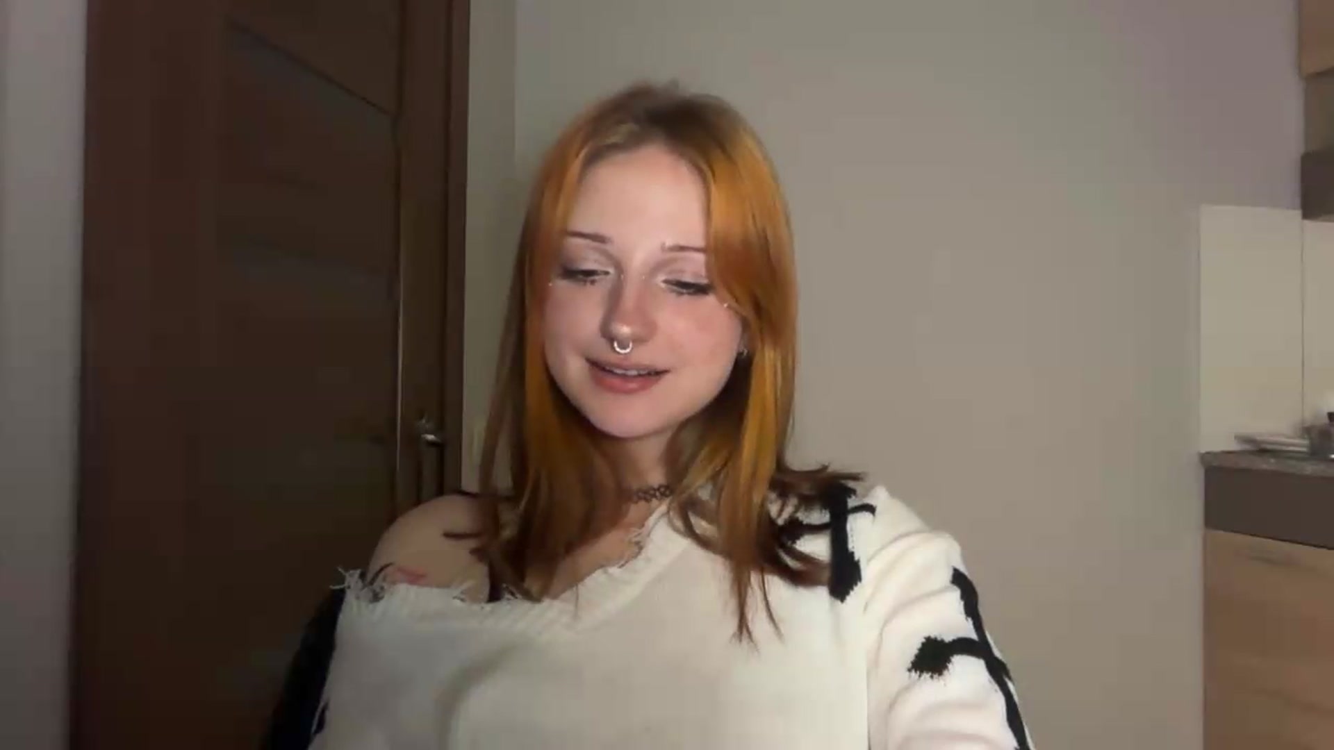Gallery image thumbnail from VladaMoon's myfreecams stream on, 04/29/2026, 21:32 image 3 of 20