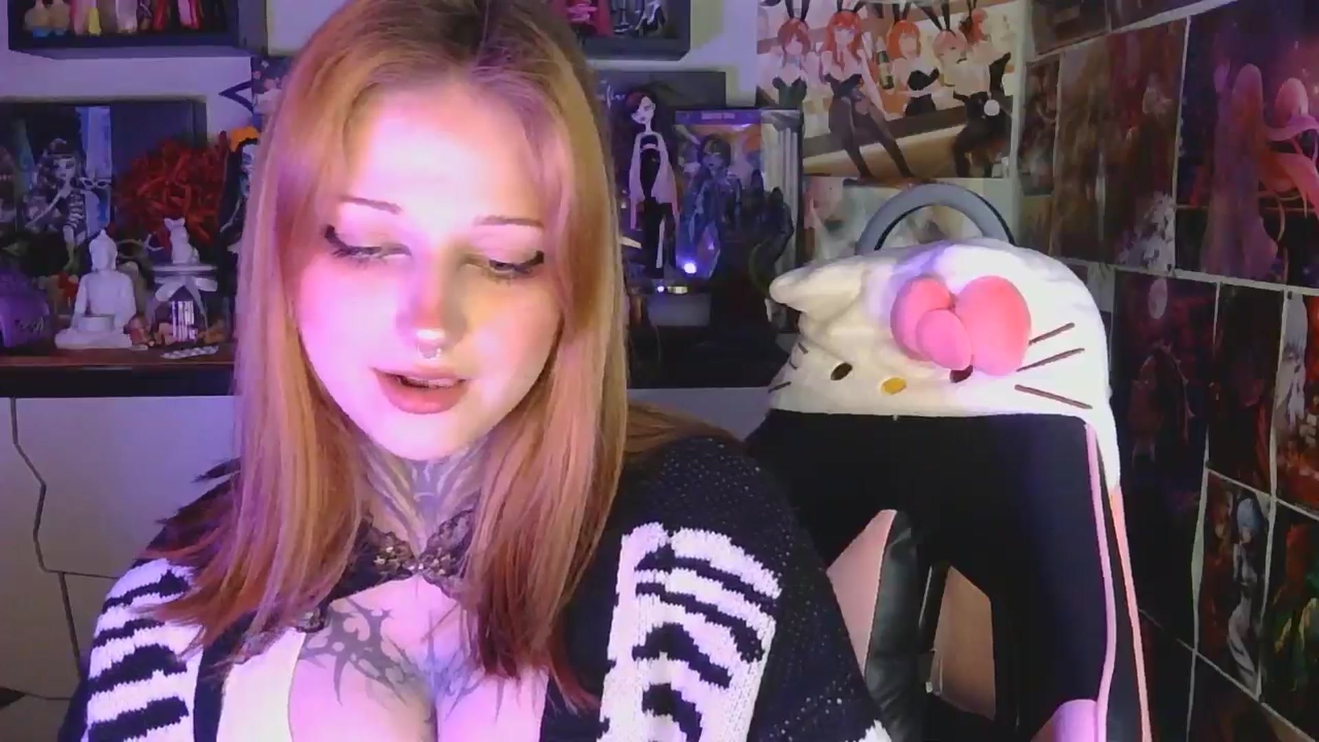Gallery image thumbnail from VladaMoon's myfreecams stream on, 05/04/2026, 20:29 image 11 of 20