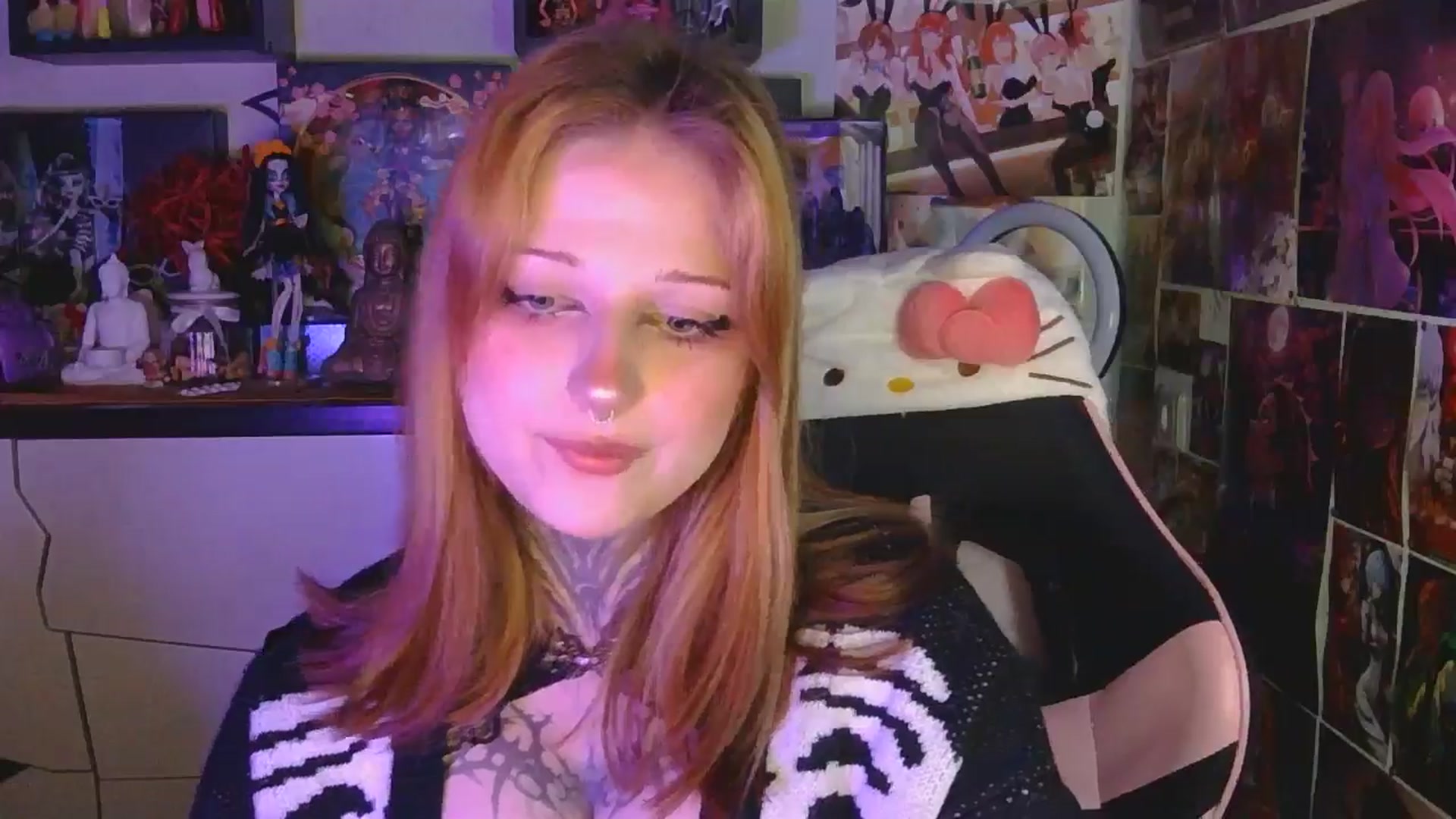 Gallery image thumbnail from VladaMoon's myfreecams stream on, 05/04/2026, 20:29 image 6 of 20