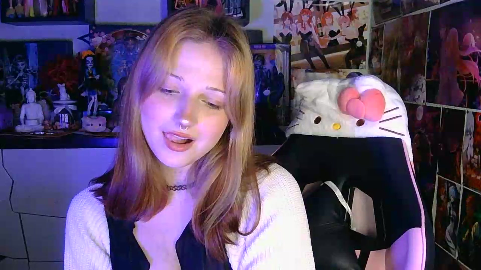 Gallery image thumbnail from VladaMoon's myfreecams stream on, 05/11/2026, 21:40 image 4 of 20