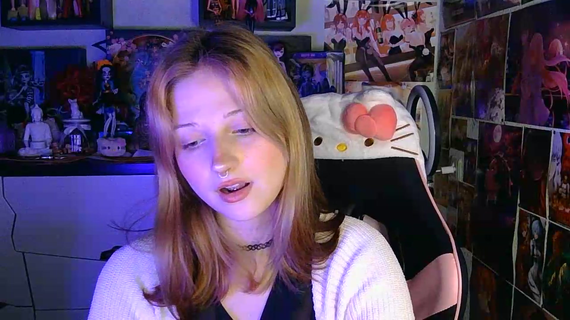 Gallery image thumbnail from VladaMoon's myfreecams stream on, 05/11/2026, 21:40 image 16 of 20