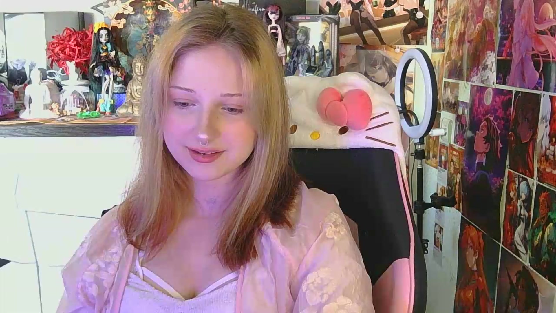 Gallery image thumbnail from VladaMoon's myfreecams stream on, 05/12/2026, 11:48 image 4 of 20