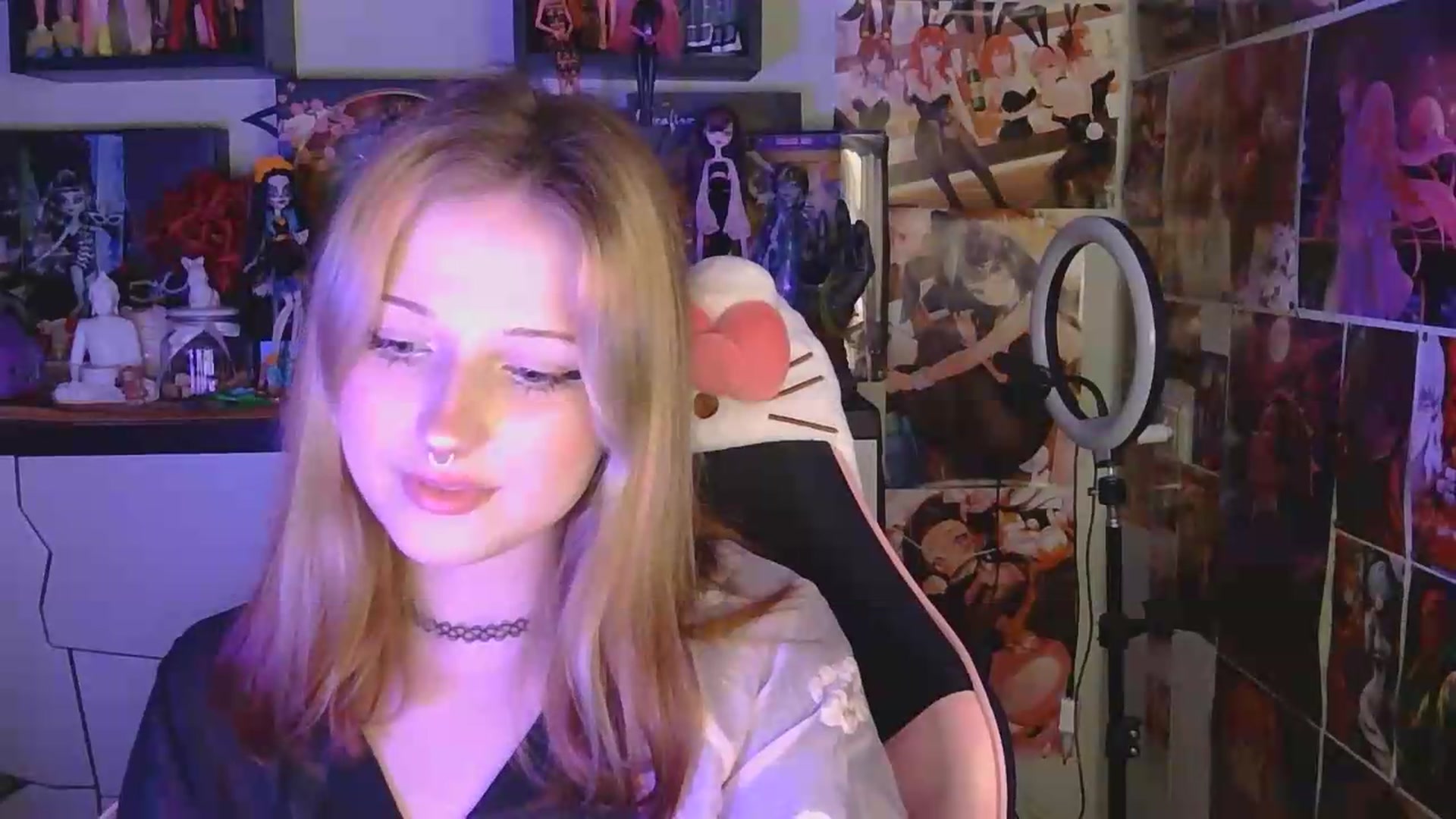 Gallery image thumbnail from VladaMoon's myfreecams stream on, 05/14/2026, 22:45 image 4 of 20