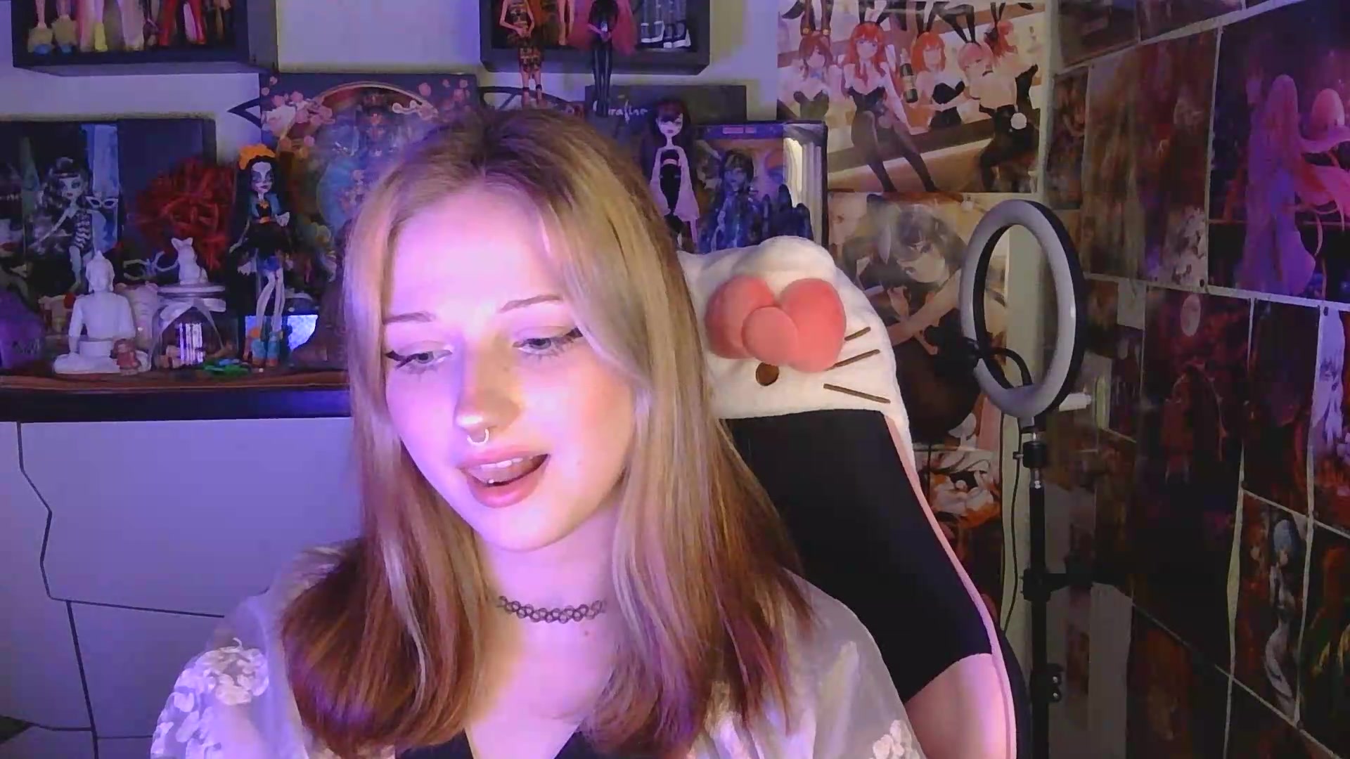 Gallery image thumbnail from VladaMoon's myfreecams stream on, 05/14/2026, 22:45 image 14 of 20