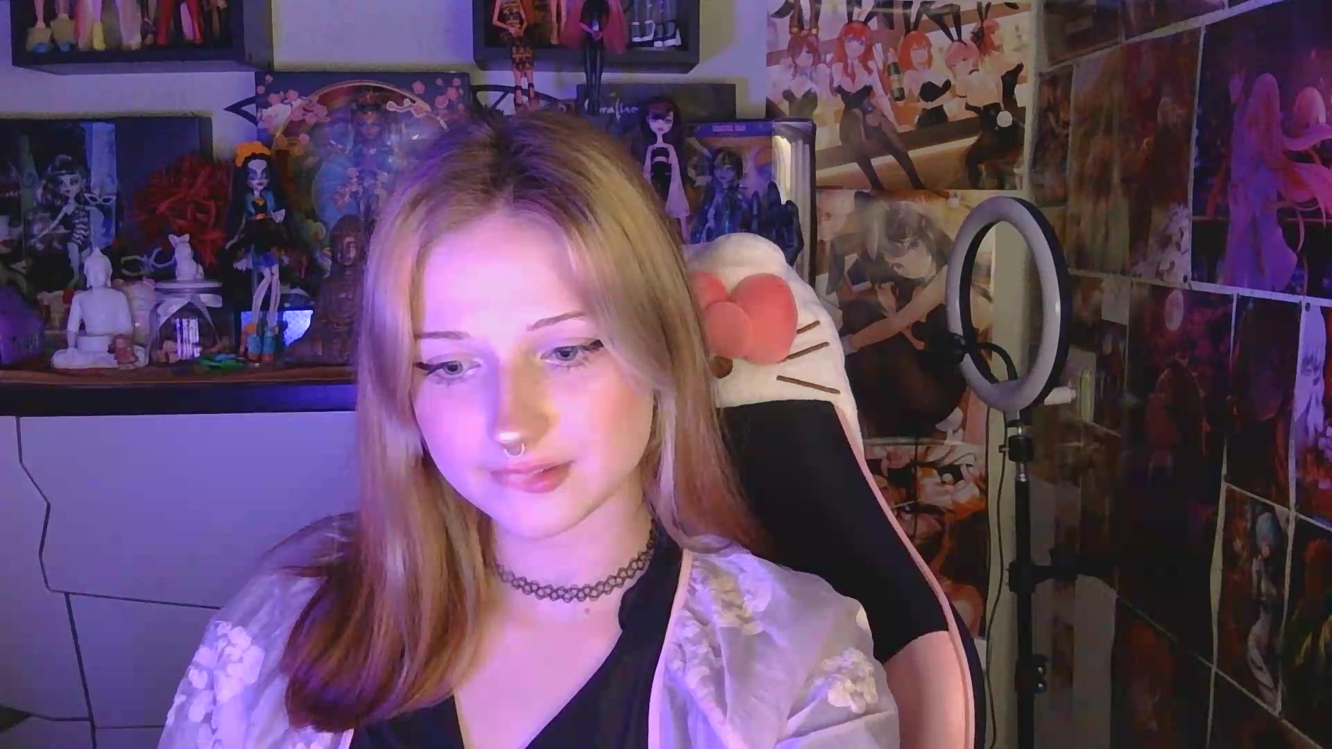 Gallery image thumbnail from VladaMoon's myfreecams stream on, 05/14/2026, 22:45 image 18 of 20
