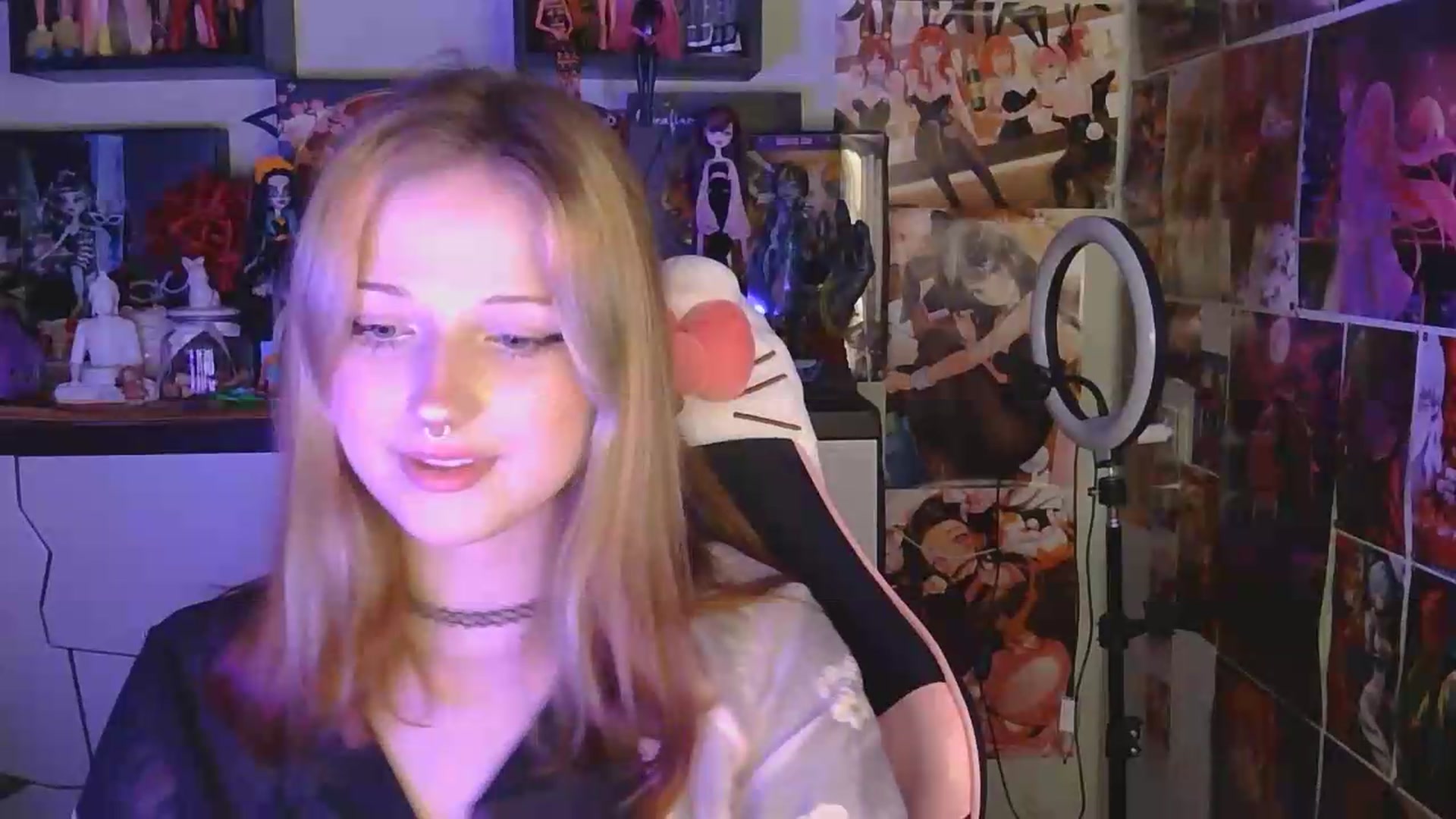 Gallery image thumbnail from VladaMoon's myfreecams stream on, 05/14/2026, 22:45 image 3 of 20
