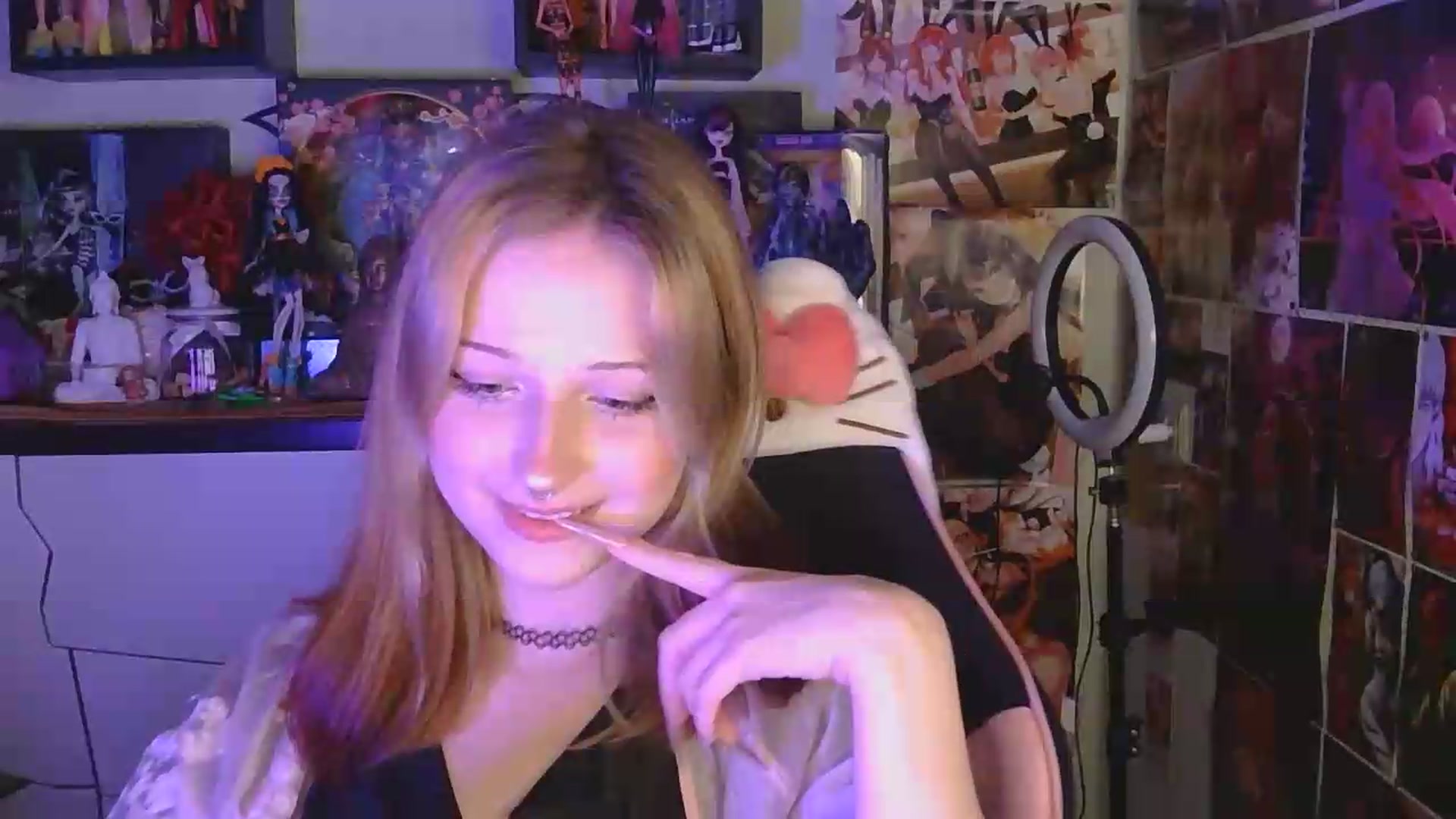 Gallery image thumbnail from VladaMoon's myfreecams stream on, 05/14/2026, 22:45 image 11 of 20