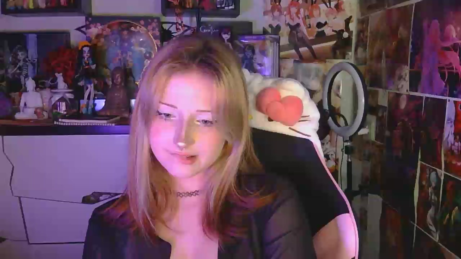 Gallery image thumbnail from VladaMoon's myfreecams stream on, 05/17/2026, 22:04 image 14 of 20
