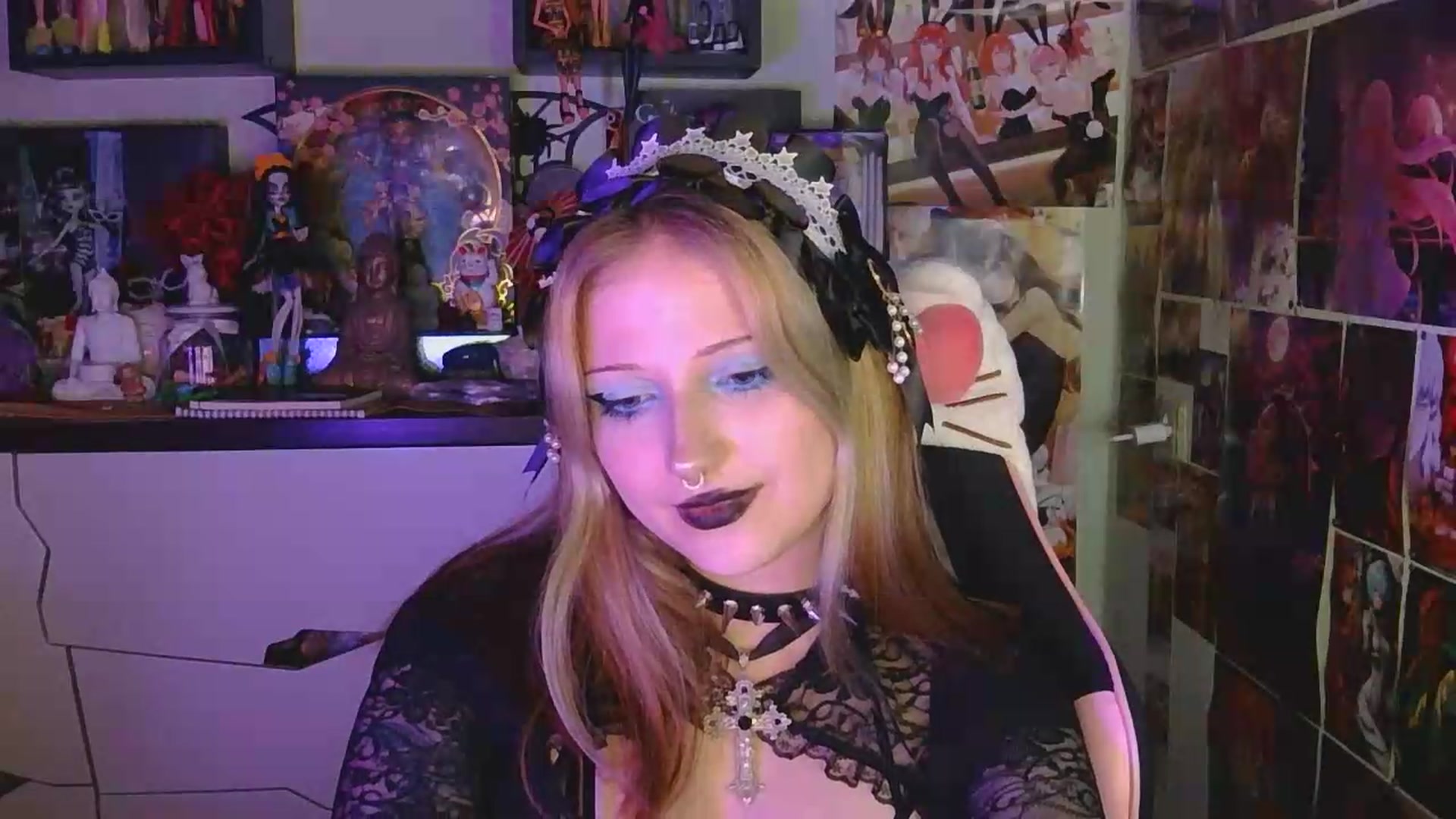 Gallery image thumbnail from VladaMoon's myfreecams stream on, 05/20/2026, 21:49 image 10 of 20