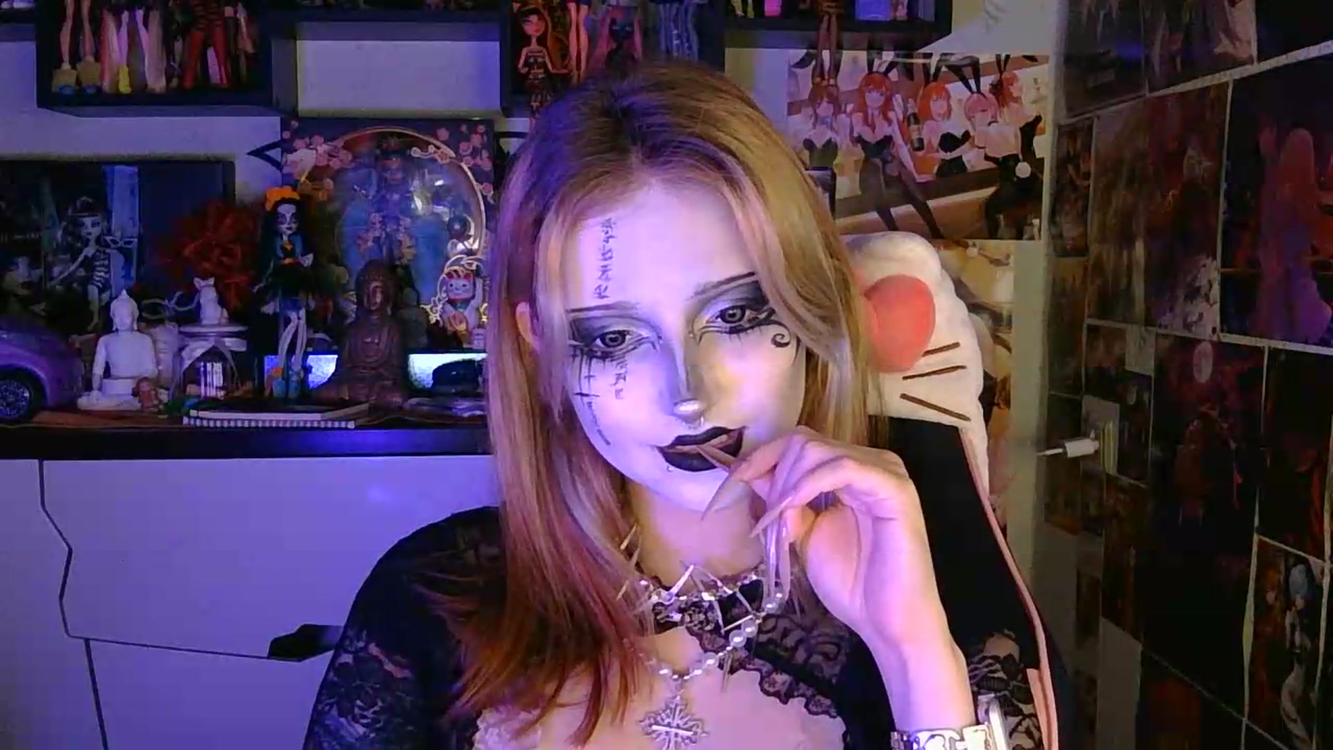 Gallery image thumbnail from VladaMoon's myfreecams stream on, 05/24/2026, 24:02 image 5 of 20