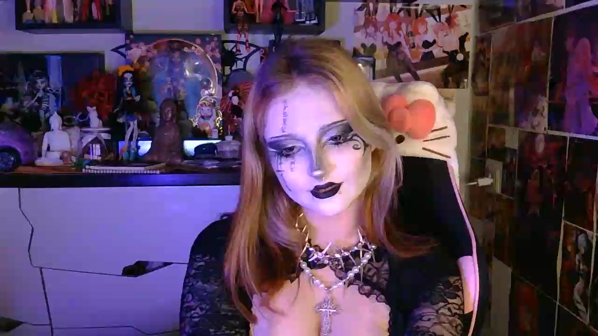 Gallery image thumbnail from VladaMoon's myfreecams stream on, 05/24/2026, 24:02 image 11 of 20