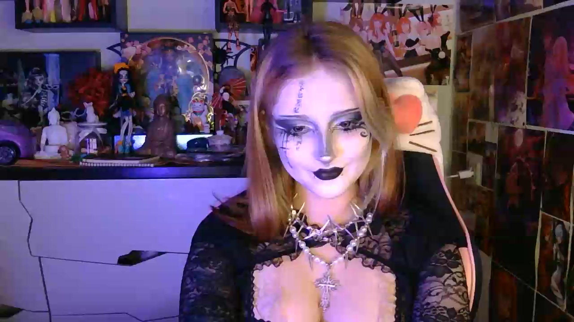 Gallery image thumbnail from VladaMoon's myfreecams stream on, 05/24/2026, 24:02 image 9 of 20