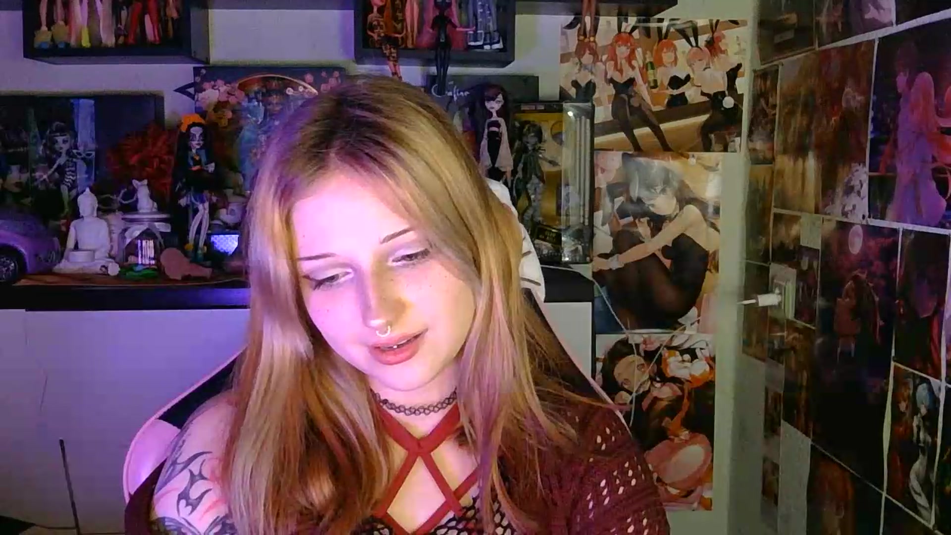 Gallery image thumbnail from VladaMoon's myfreecams stream on, 05/30/2026, 21:31 image 14 of 20