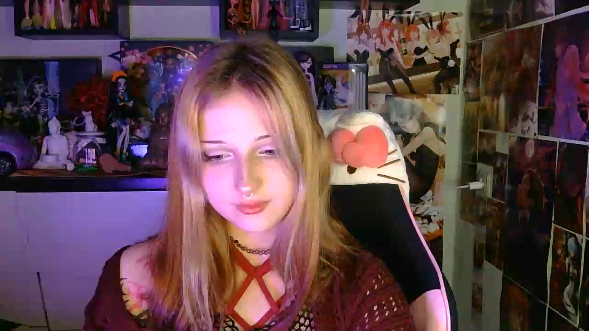 Gallery image thumbnail from VladaMoon's myfreecams stream on, 05/30/2026, 21:31 image 9 of 20