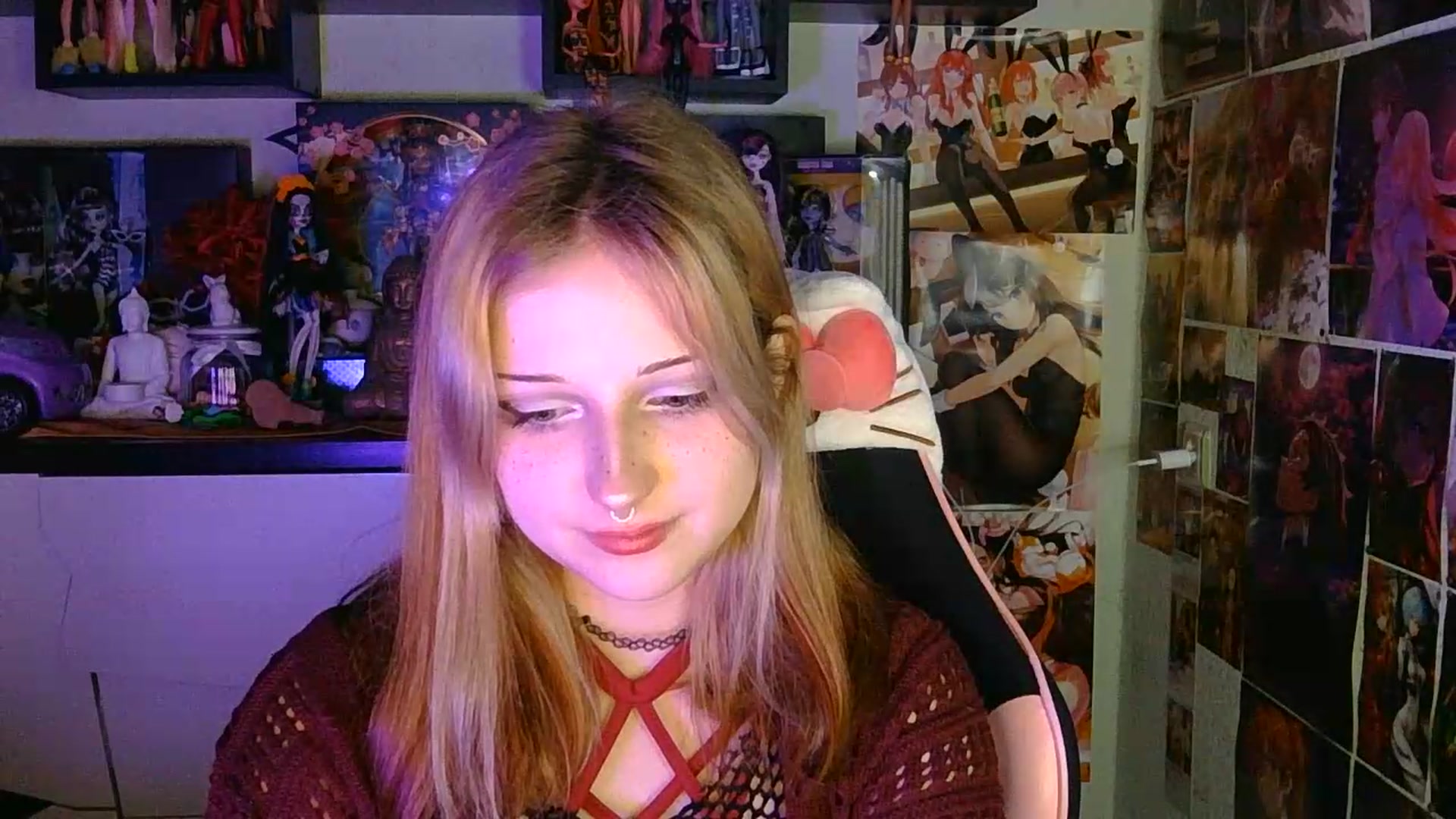 Gallery image thumbnail from VladaMoon's myfreecams stream on, 05/30/2026, 21:31 image 5 of 20
