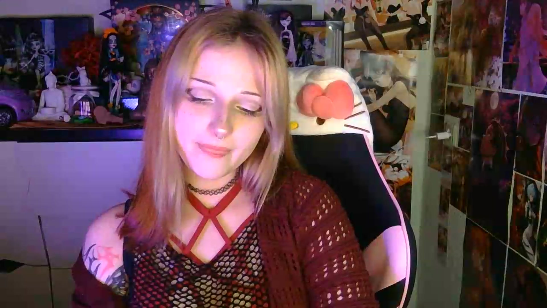 Gallery image thumbnail from VladaMoon's myfreecams stream on, 05/30/2026, 21:31 image 18 of 20