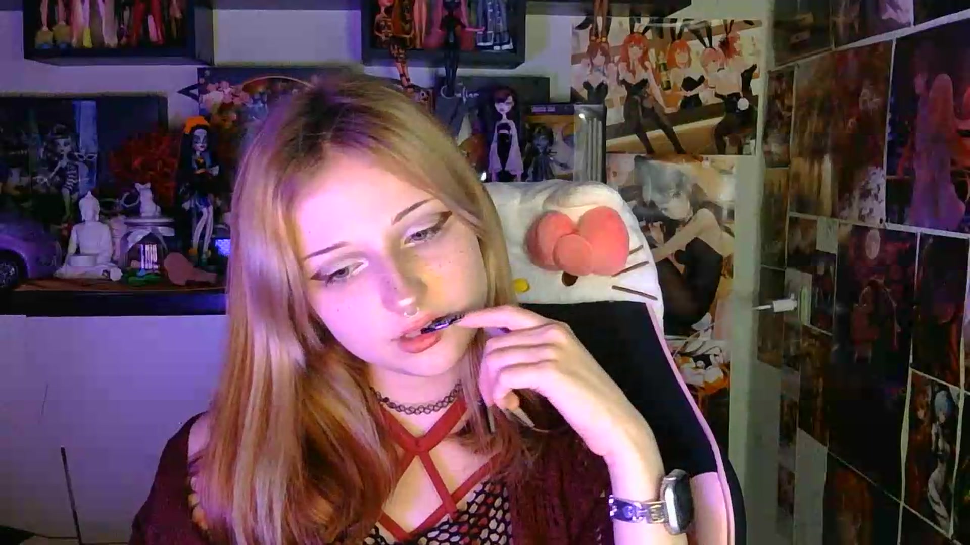 Gallery image thumbnail from VladaMoon's myfreecams stream on, 05/30/2026, 21:31 image 8 of 20