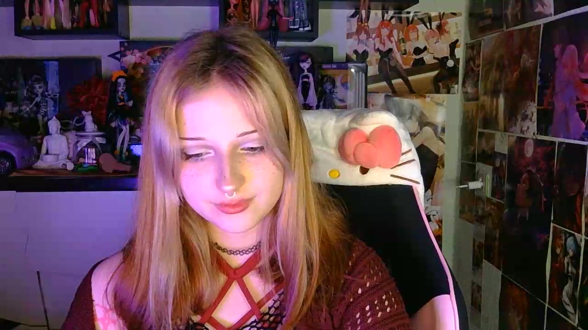 Gallery image thumbnail from VladaMoon's myfreecams stream on, 05/30/2026, 21:31 image 6 of 20