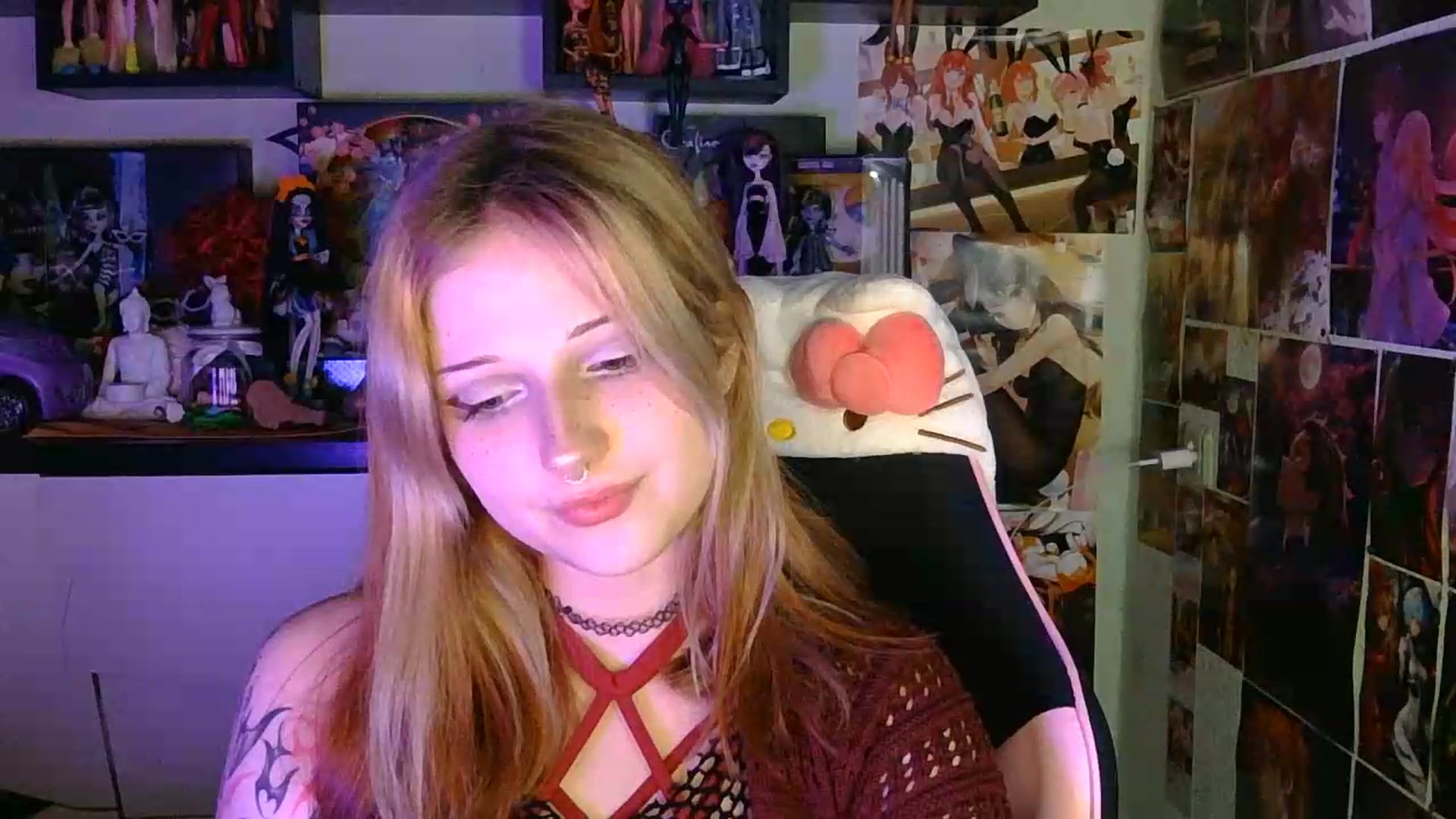 Gallery image thumbnail from VladaMoon's myfreecams stream on, 05/30/2026, 21:31 image 15 of 20