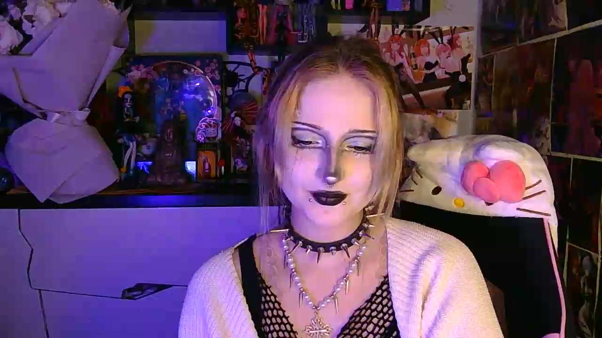 Gallery image thumbnail from VladaMoon's myfreecams stream on, 05/31/2026, 22:08 image 13 of 20