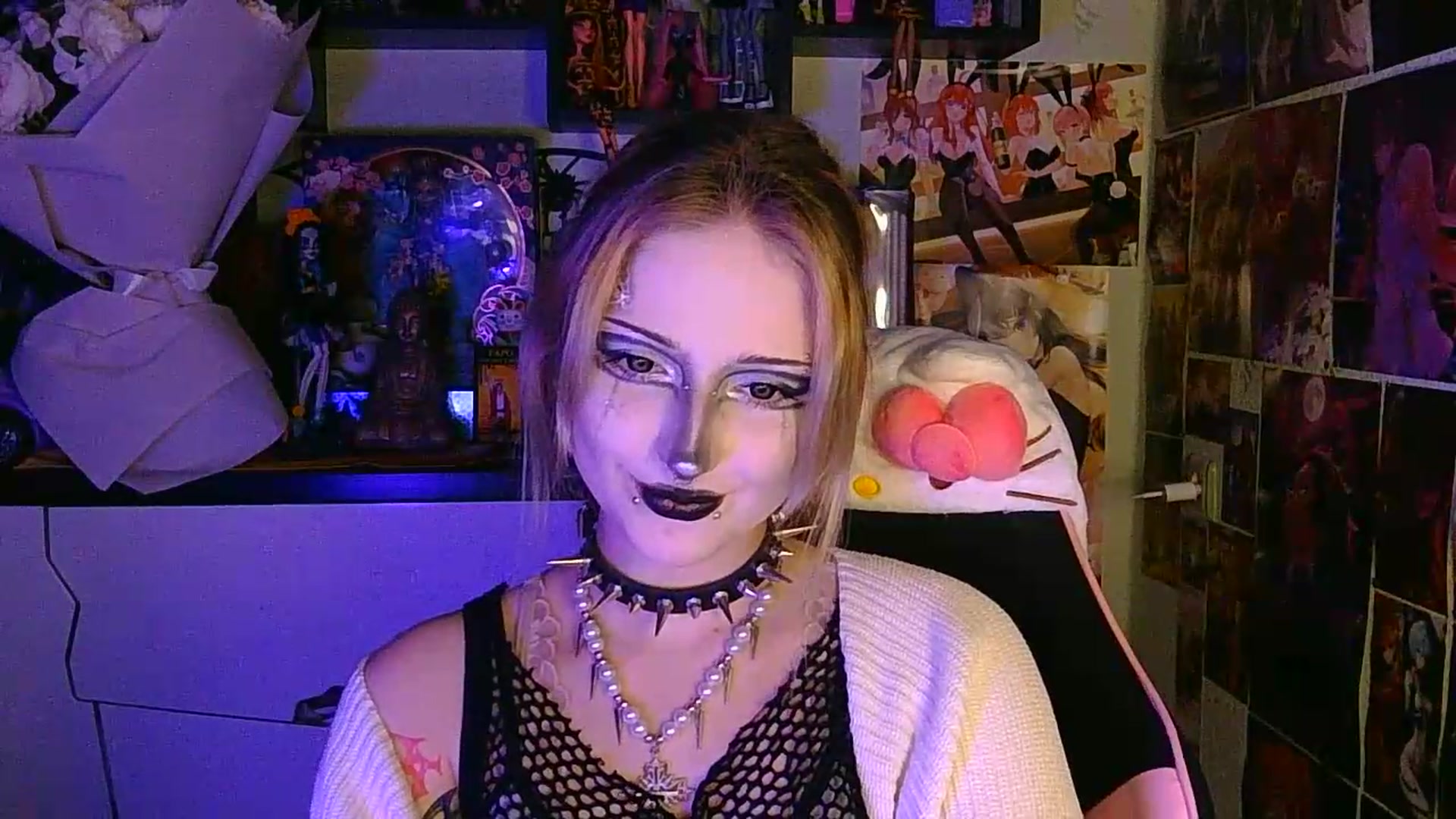 Gallery image thumbnail from VladaMoon's myfreecams stream on, 05/31/2026, 22:08 image 20 of 20