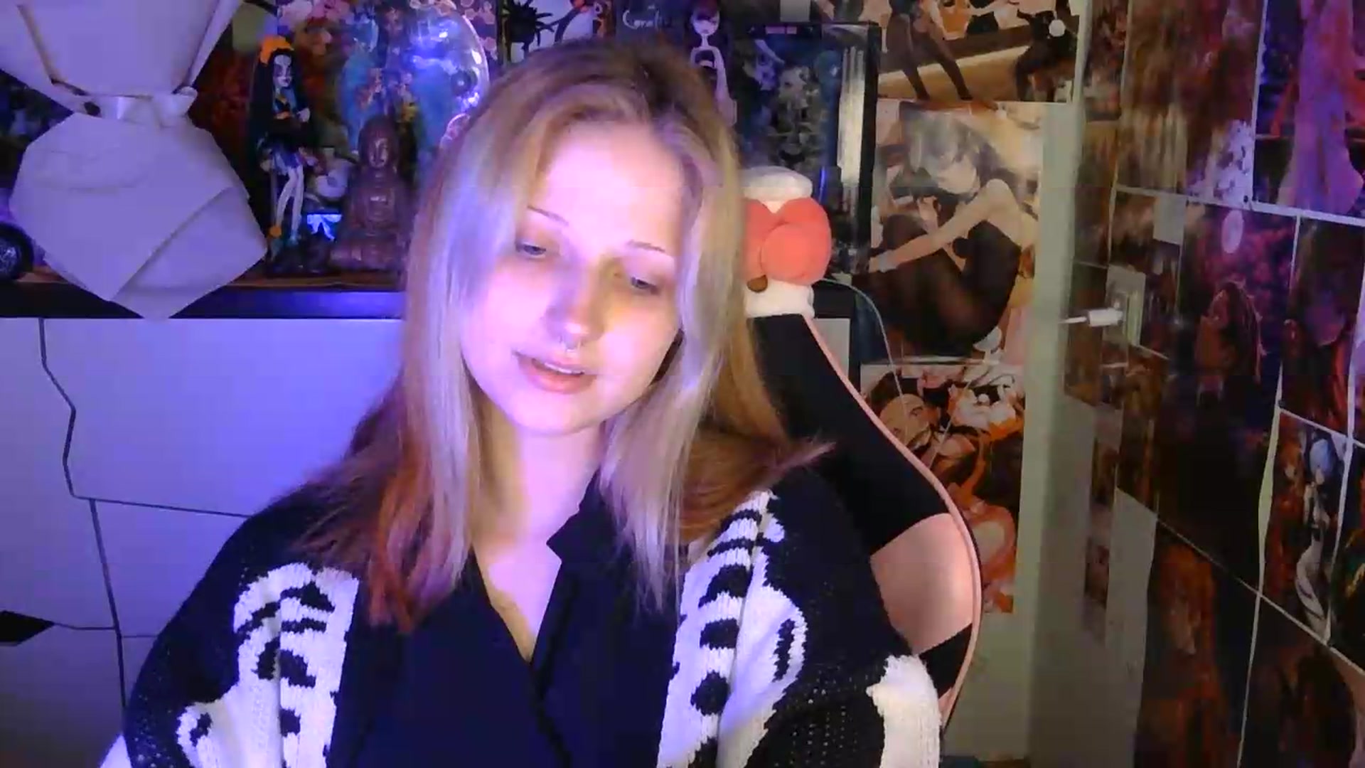 Gallery image thumbnail from VladaMoon's myfreecams stream on, 06/05/2026, 21:11 image 2 of 20