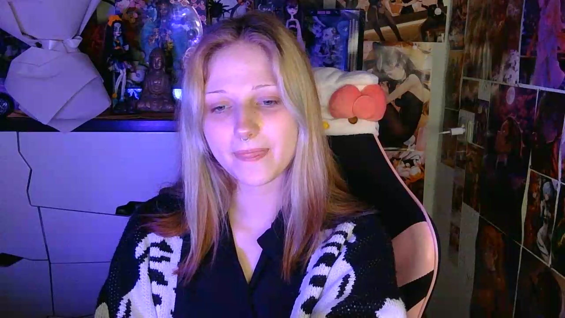 Gallery image thumbnail from VladaMoon's myfreecams stream on, 06/05/2026, 21:11 image 6 of 20