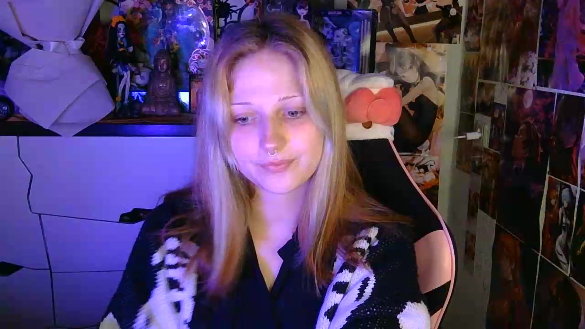 Gallery image thumbnail from VladaMoon's myfreecams stream on, 06/05/2026, 21:11 image 9 of 20