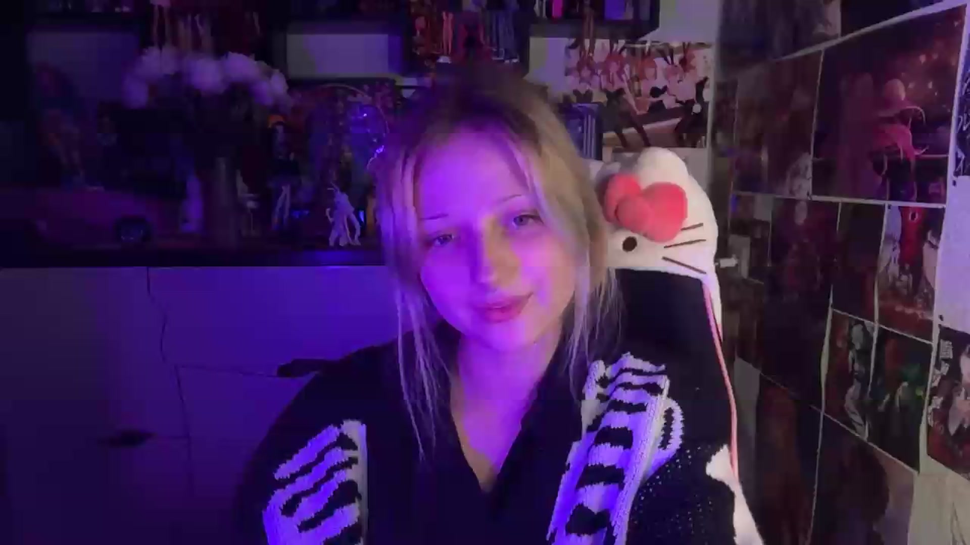 Gallery image thumbnail from VladaMoon's myfreecams stream on, 06/08/2026, 20:11 image 1 of 20