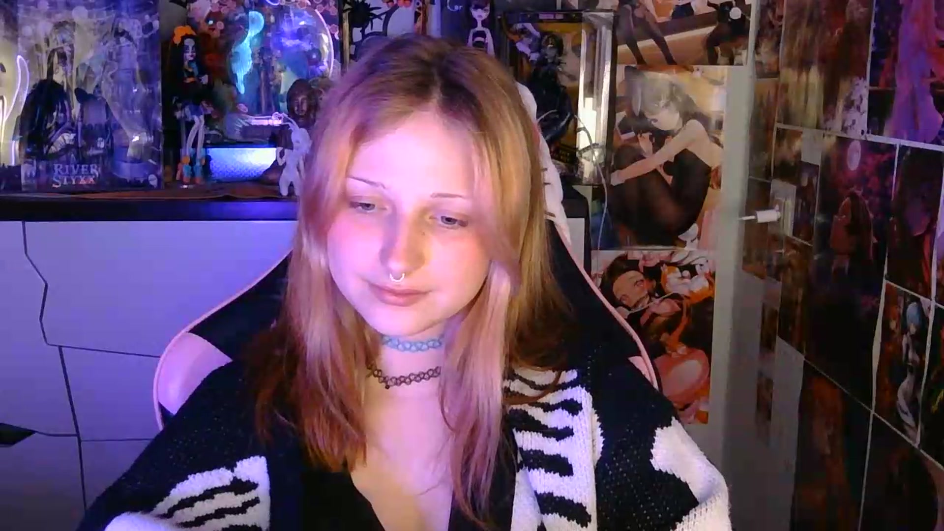 Gallery image thumbnail from VladaMoon's myfreecams stream on, 06/18/2026, 20:13 image 3 of 20