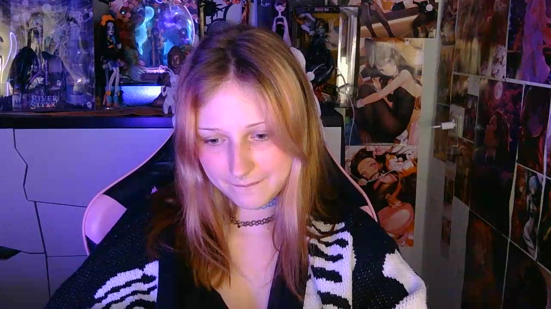 Gallery image thumbnail from VladaMoon's myfreecams stream on, 06/18/2026, 20:13 image 4 of 20