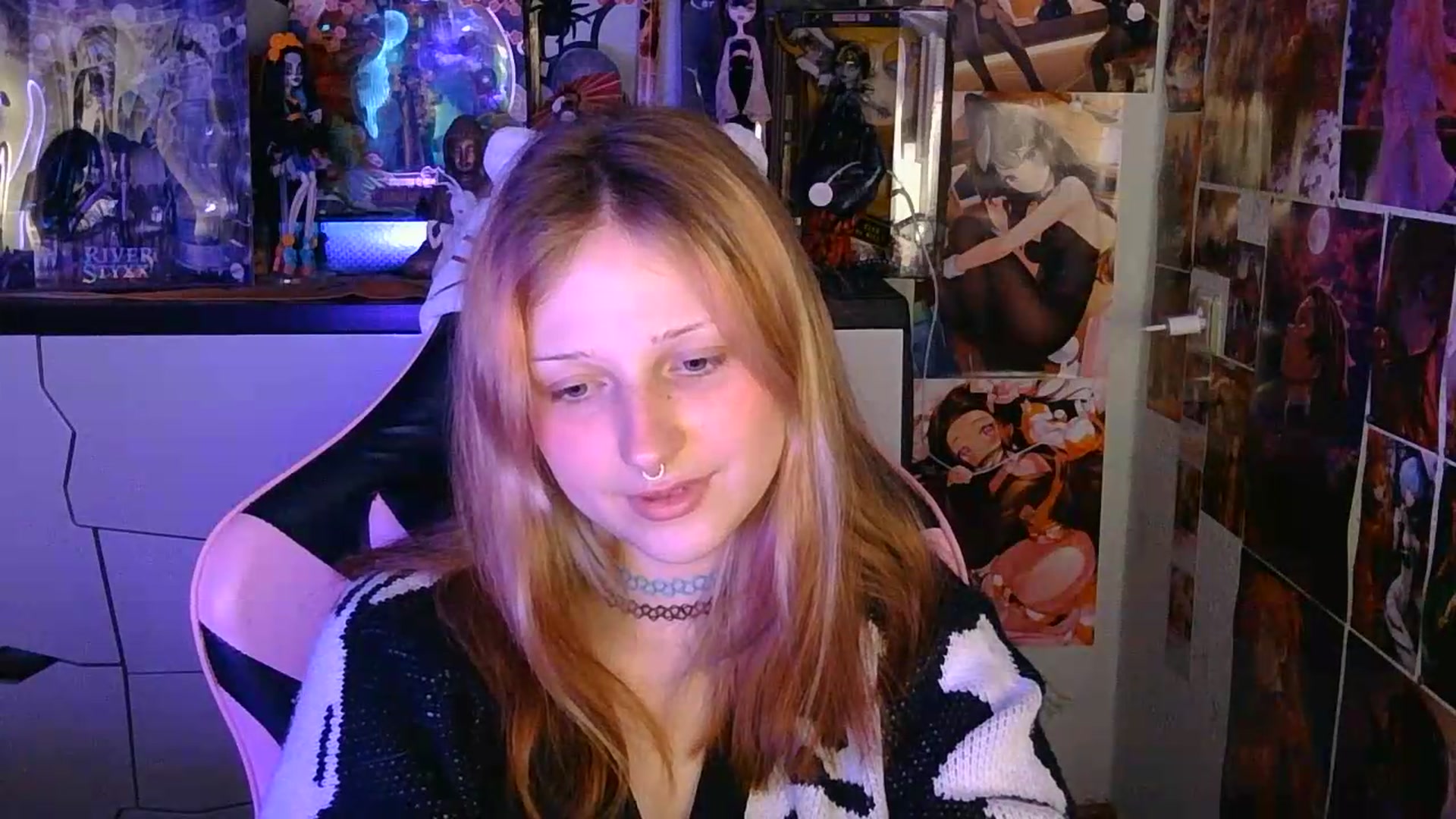 Gallery image thumbnail from VladaMoon's myfreecams stream on, 06/18/2026, 20:13 image 19 of 20