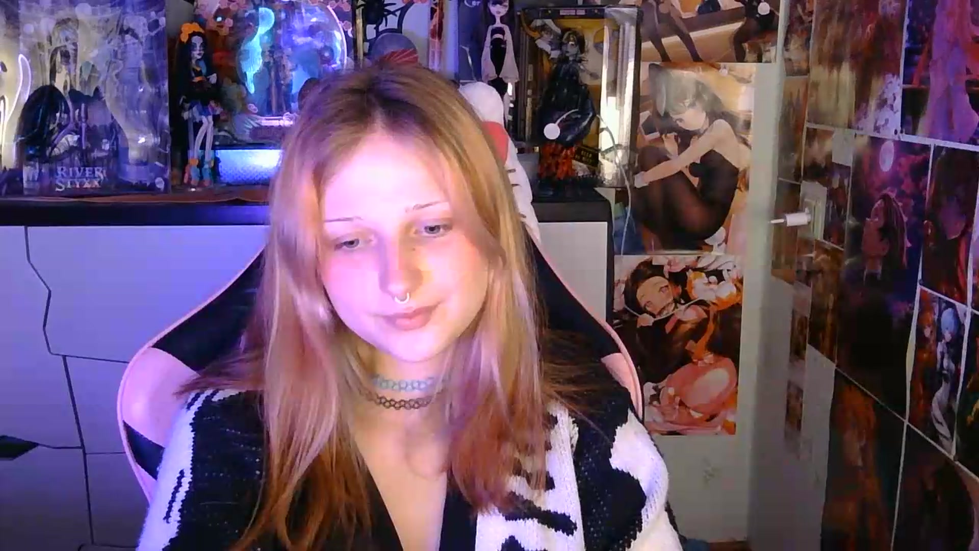 Gallery image thumbnail from VladaMoon's myfreecams stream on, 06/18/2026, 20:13 image 20 of 20