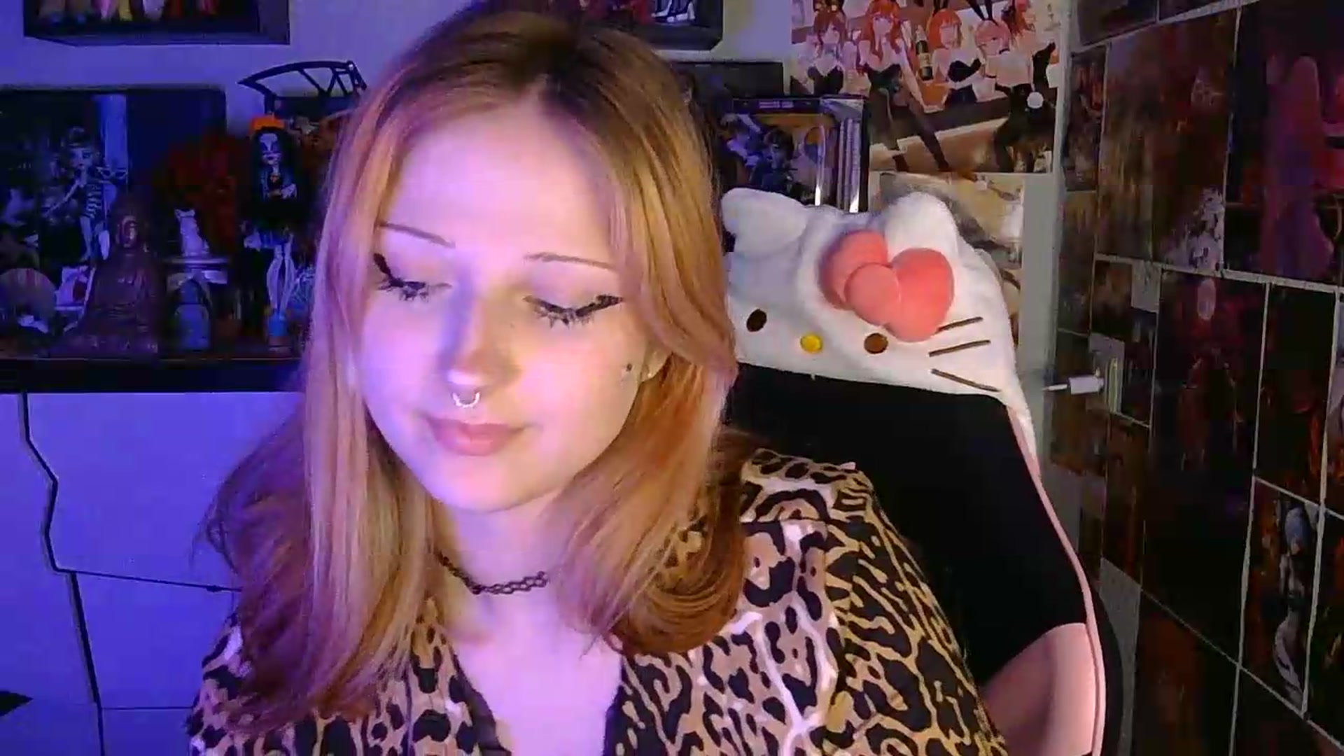 Gallery image thumbnail from VladaMoon's myfreecams stream on, 06/21/2026, 18:13 image 8 of 20