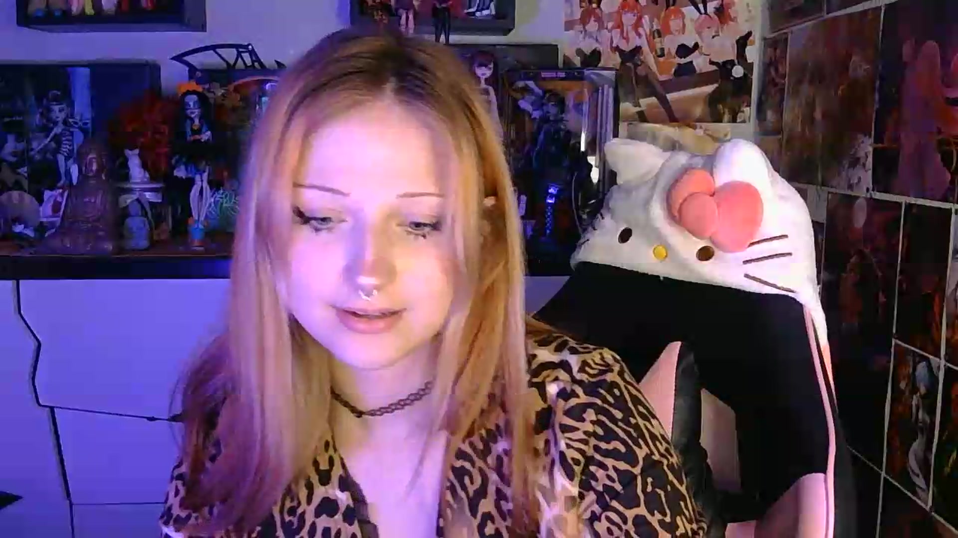 Gallery image thumbnail from VladaMoon's myfreecams stream on, 06/21/2026, 18:13 image 14 of 20