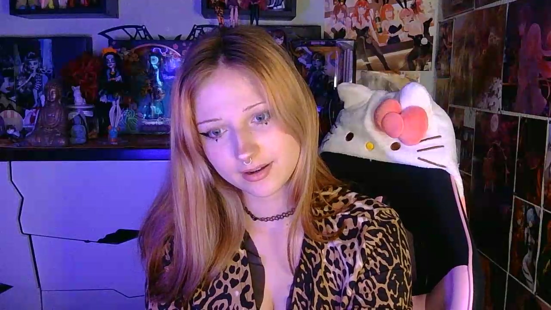 Gallery image thumbnail from VladaMoon's myfreecams stream on, 06/21/2026, 18:13 image 13 of 20