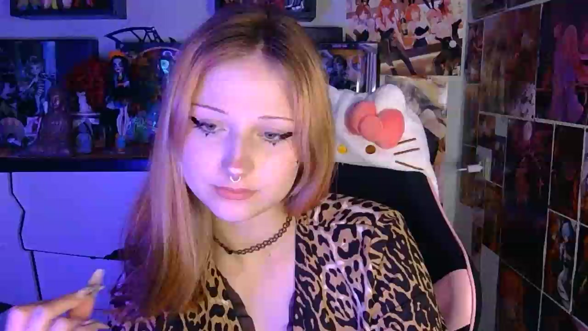 Gallery image thumbnail from VladaMoon's myfreecams stream on, 06/21/2026, 18:13 image 1 of 20