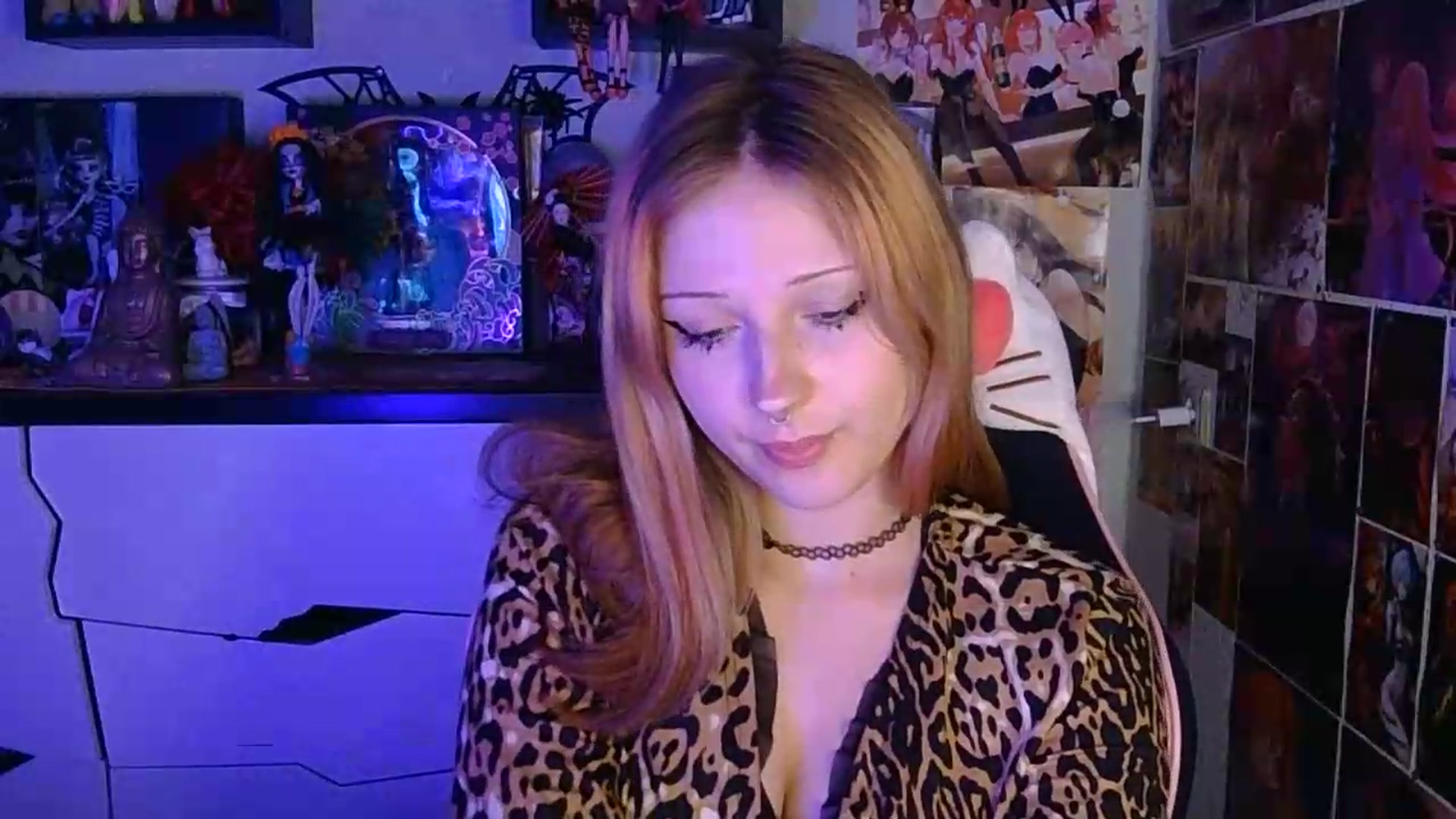Gallery image thumbnail from VladaMoon's myfreecams stream on, 06/21/2026, 18:13 image 2 of 20