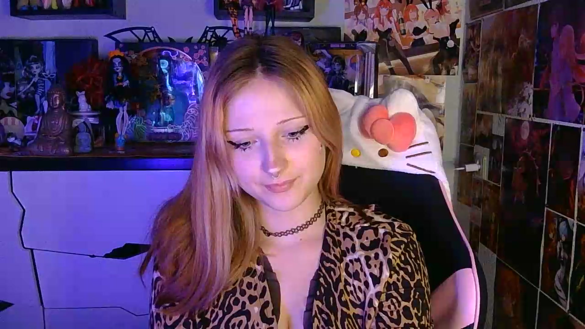 Gallery image thumbnail from VladaMoon's myfreecams stream on, 06/21/2026, 18:13 image 9 of 20