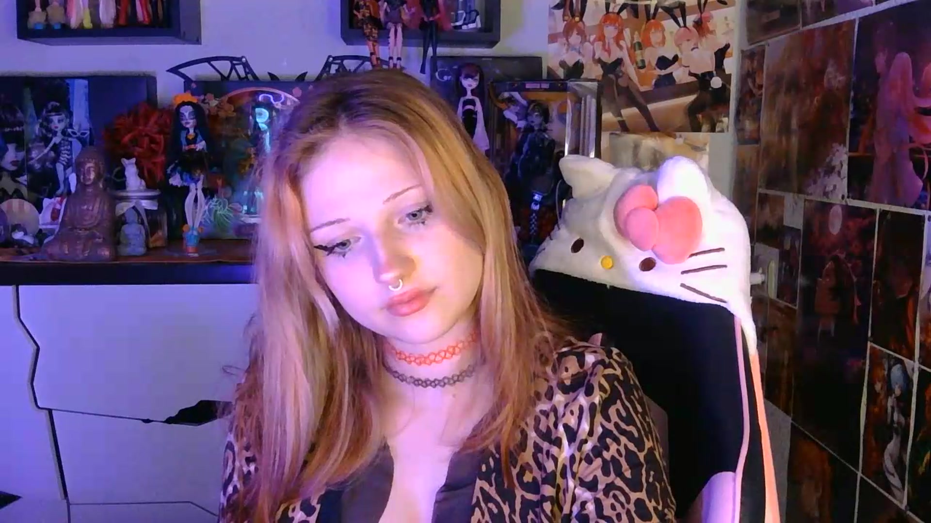 Gallery image thumbnail from VladaMoon's myfreecams stream on, 06/21/2026, 21:56 image 14 of 20