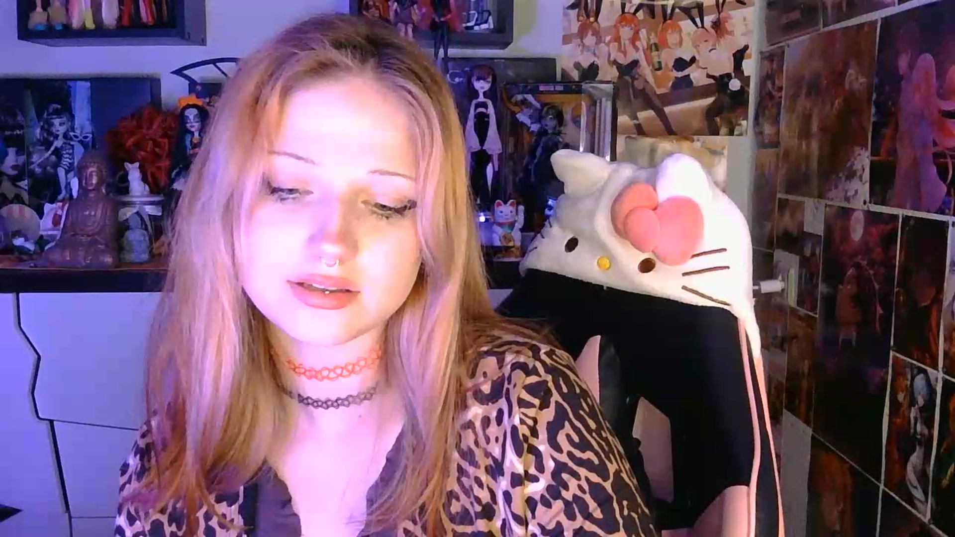 Gallery image thumbnail from VladaMoon's myfreecams stream on, 06/21/2026, 21:56 image 13 of 20