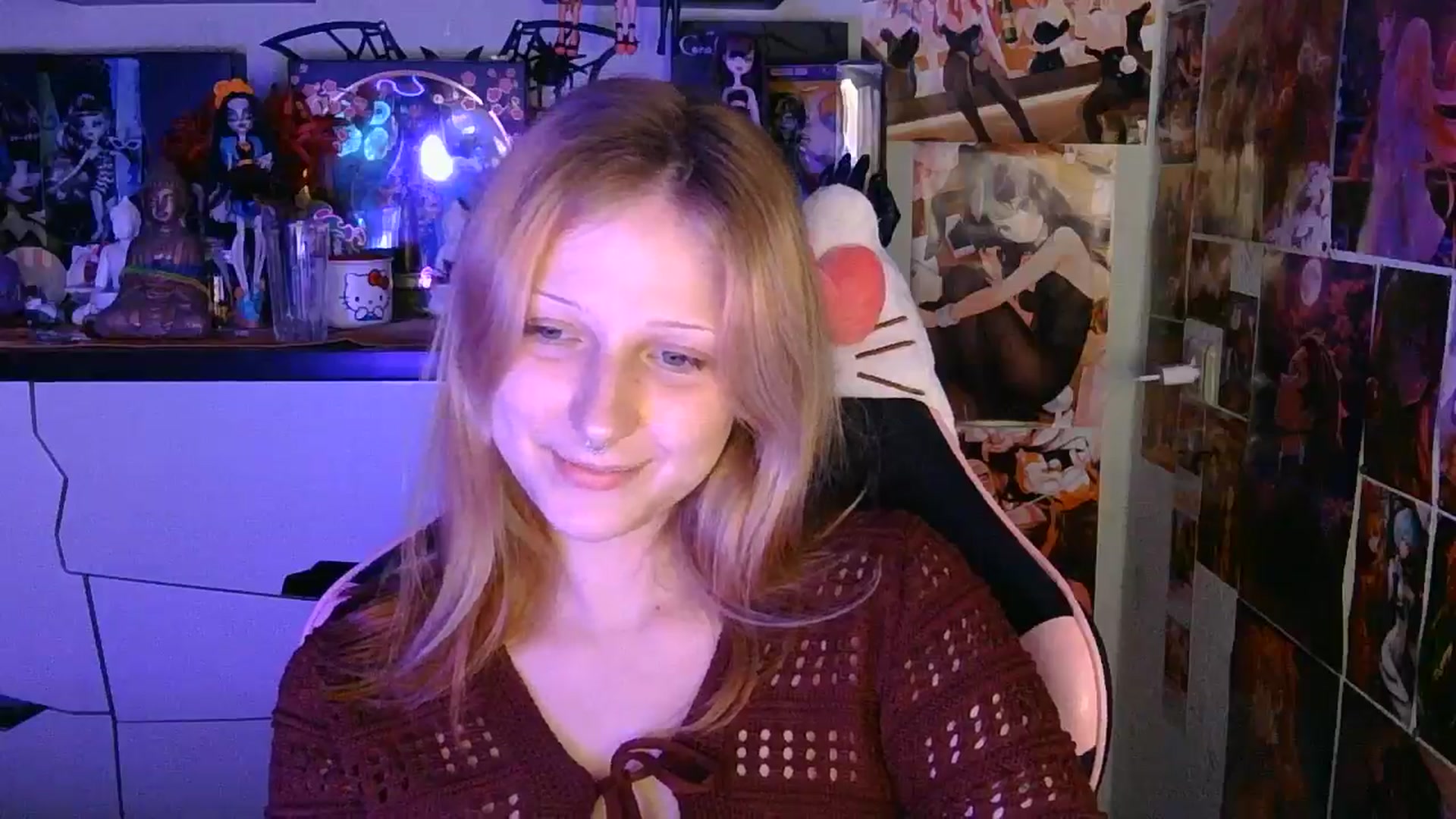 Gallery image thumbnail from VladaMoon's myfreecams stream on, 06/23/2026, 20:21 image 4 of 20