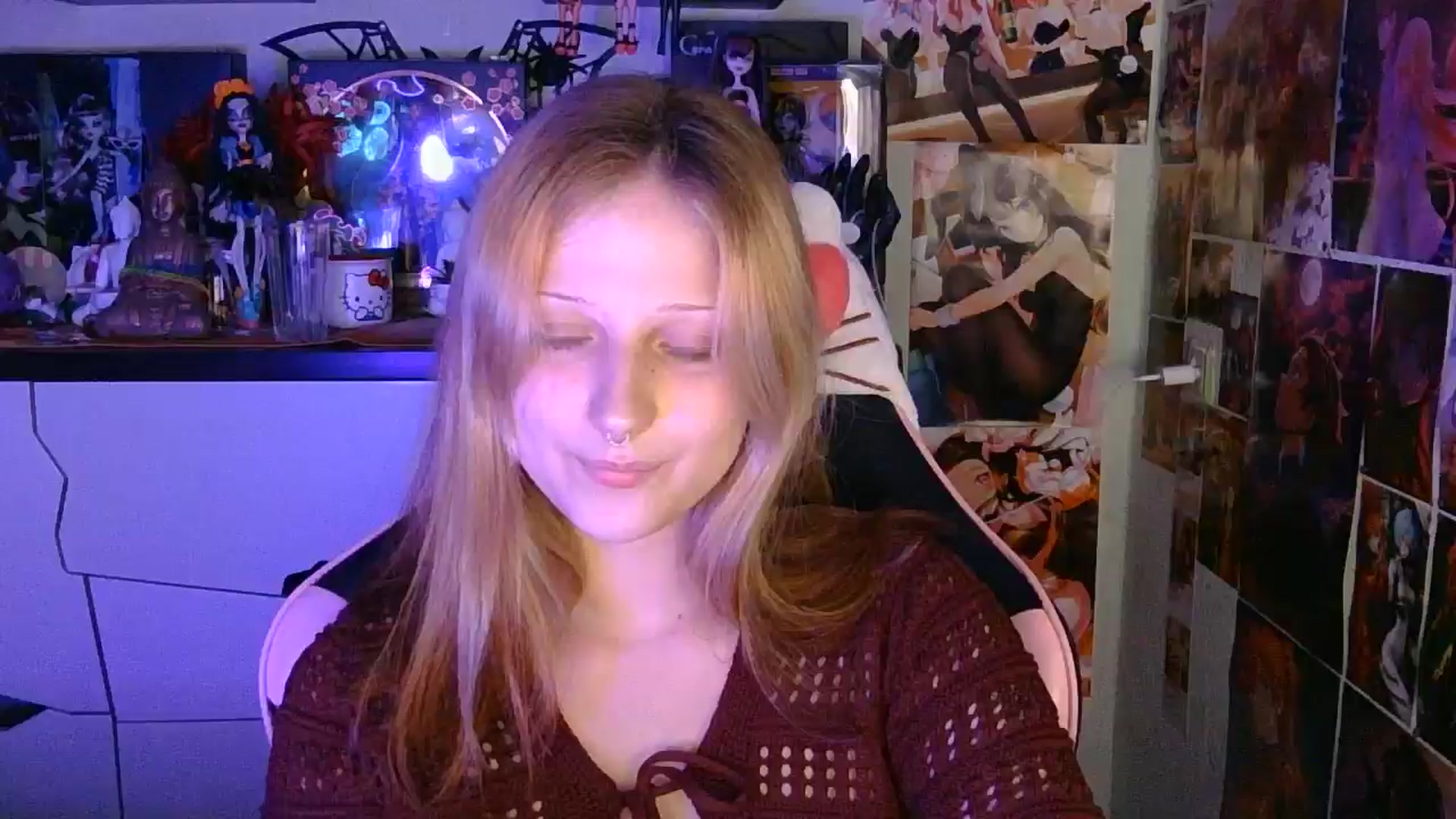 Gallery image thumbnail from VladaMoon's myfreecams stream on, 06/23/2026, 20:21 image 10 of 20