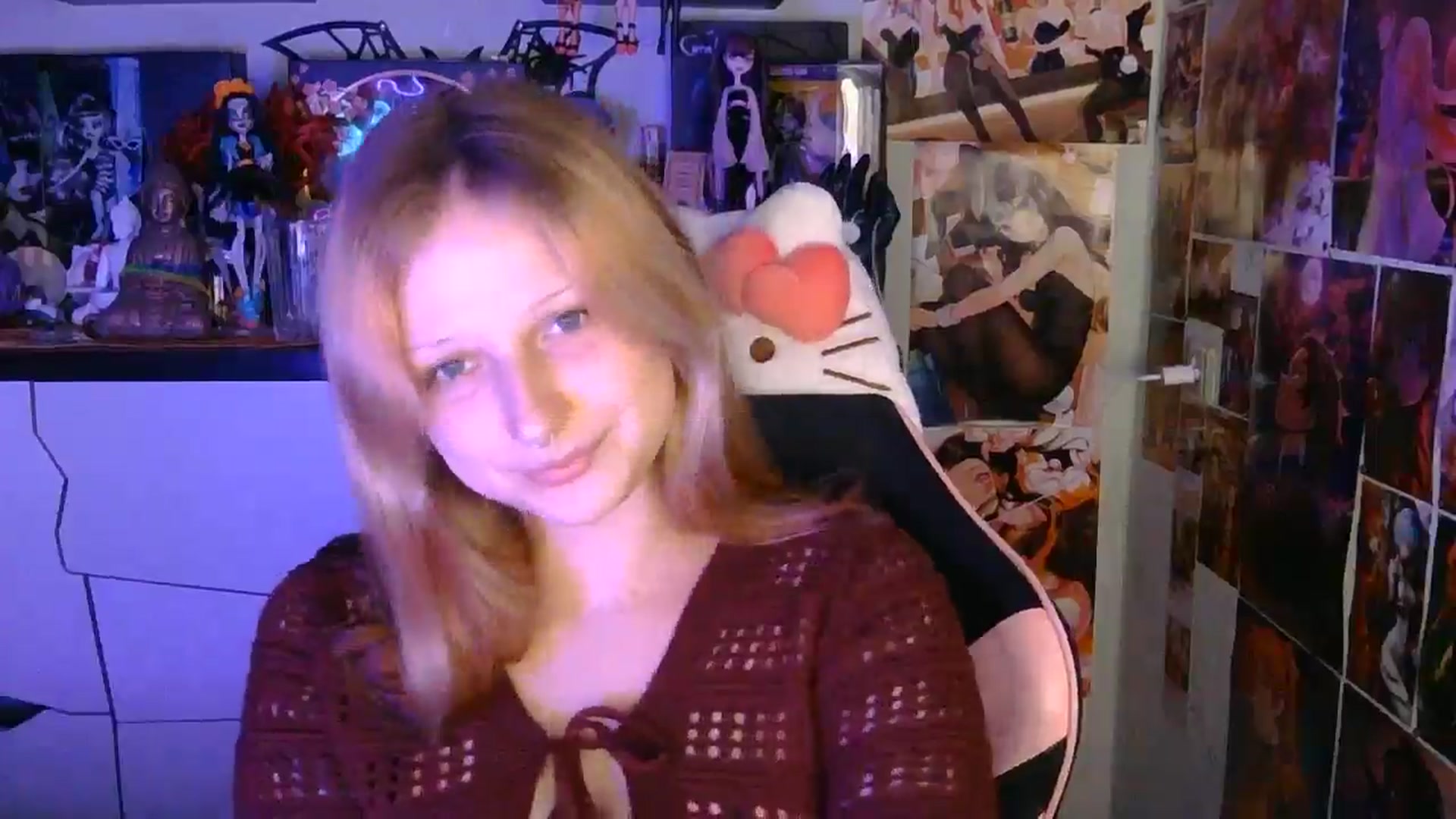 Gallery image thumbnail from VladaMoon's myfreecams stream on, 06/23/2026, 20:21 image 14 of 20