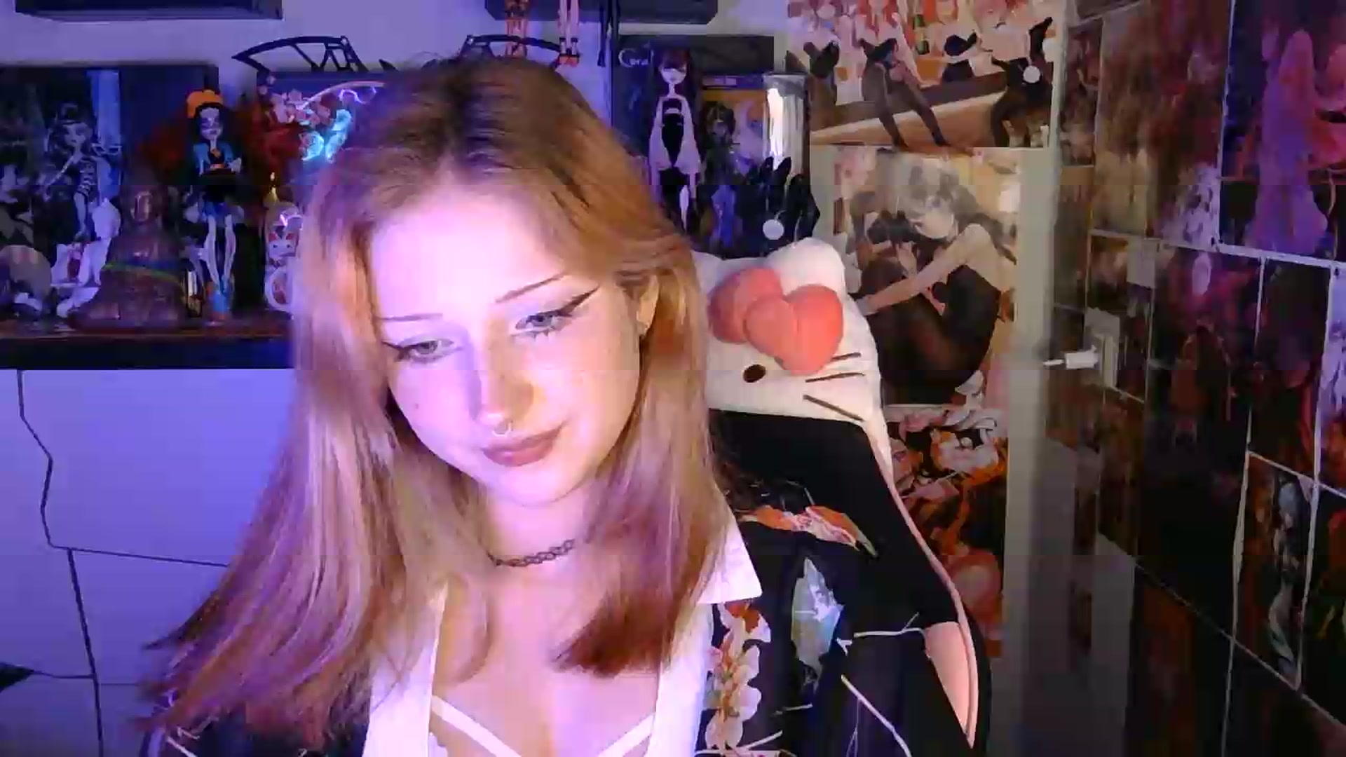Gallery image thumbnail from VladaMoon's myfreecams stream on, 06/24/2026, 20:50 image 3 of 20