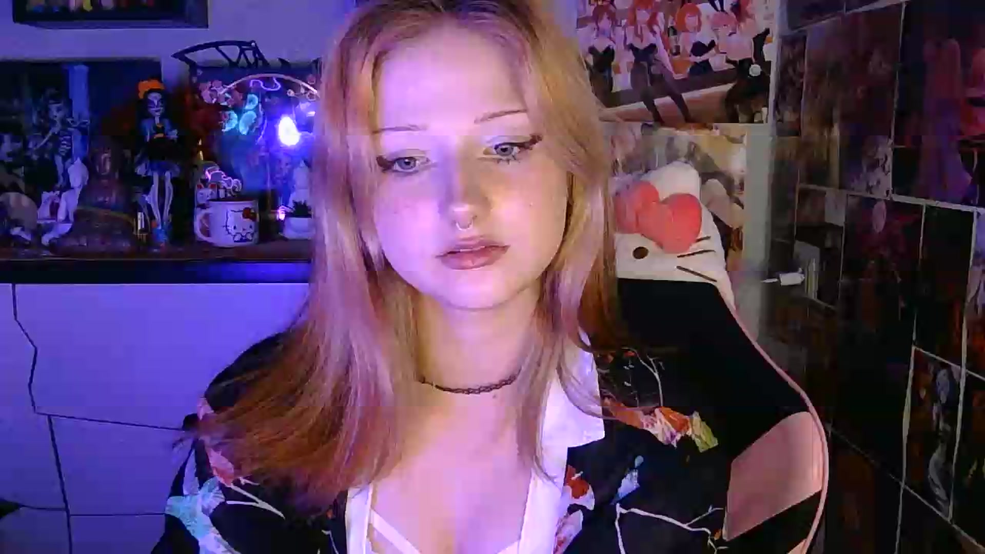Gallery image thumbnail from VladaMoon's myfreecams stream on, 06/24/2026, 20:50 image 8 of 20