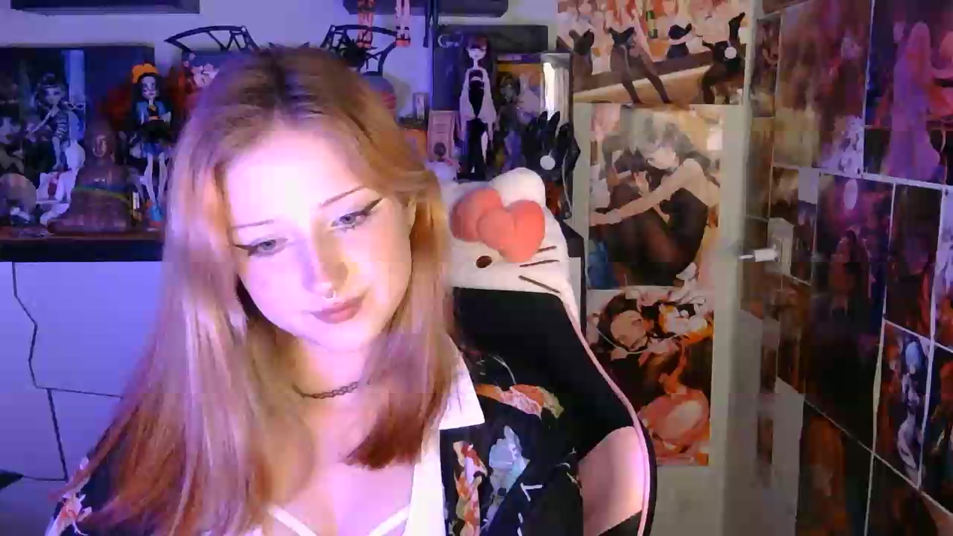 Gallery image thumbnail from VladaMoon's myfreecams stream on, 06/24/2026, 20:50 image 5 of 20